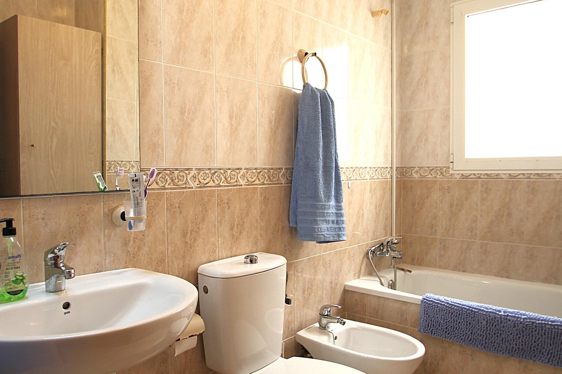 Återförsäljning - Apartment -
Torrevieja - Las Piscinas Naturales