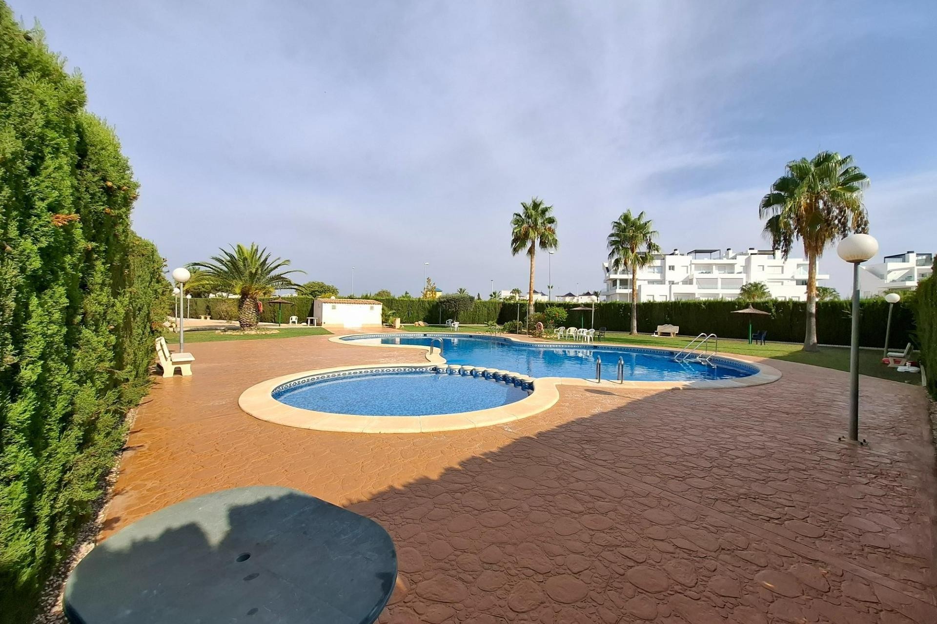 Återförsäljning - Apartment -
Torrevieja - Los Altos