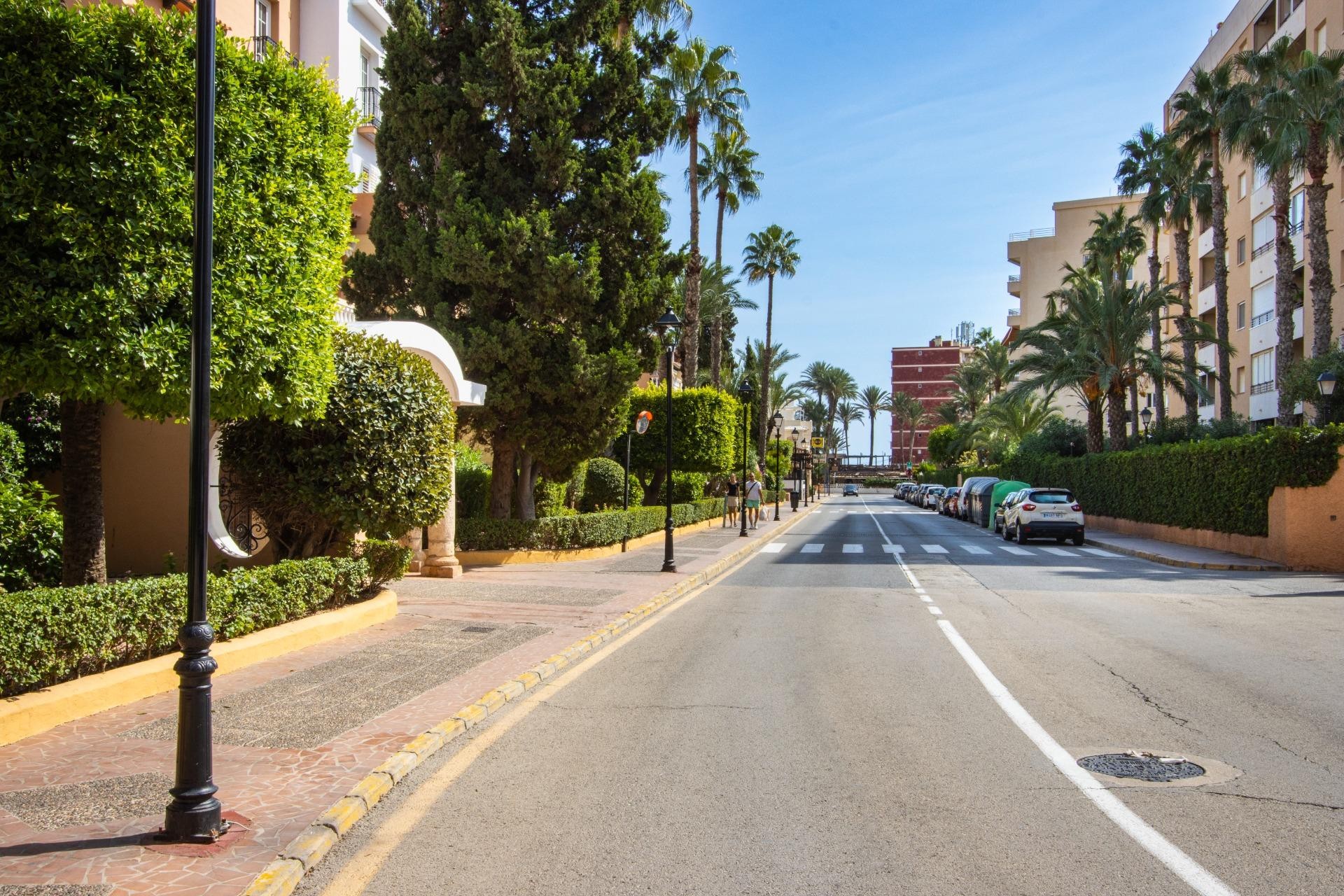 Återförsäljning - Apartment -
Torrevieja - Los Frutales