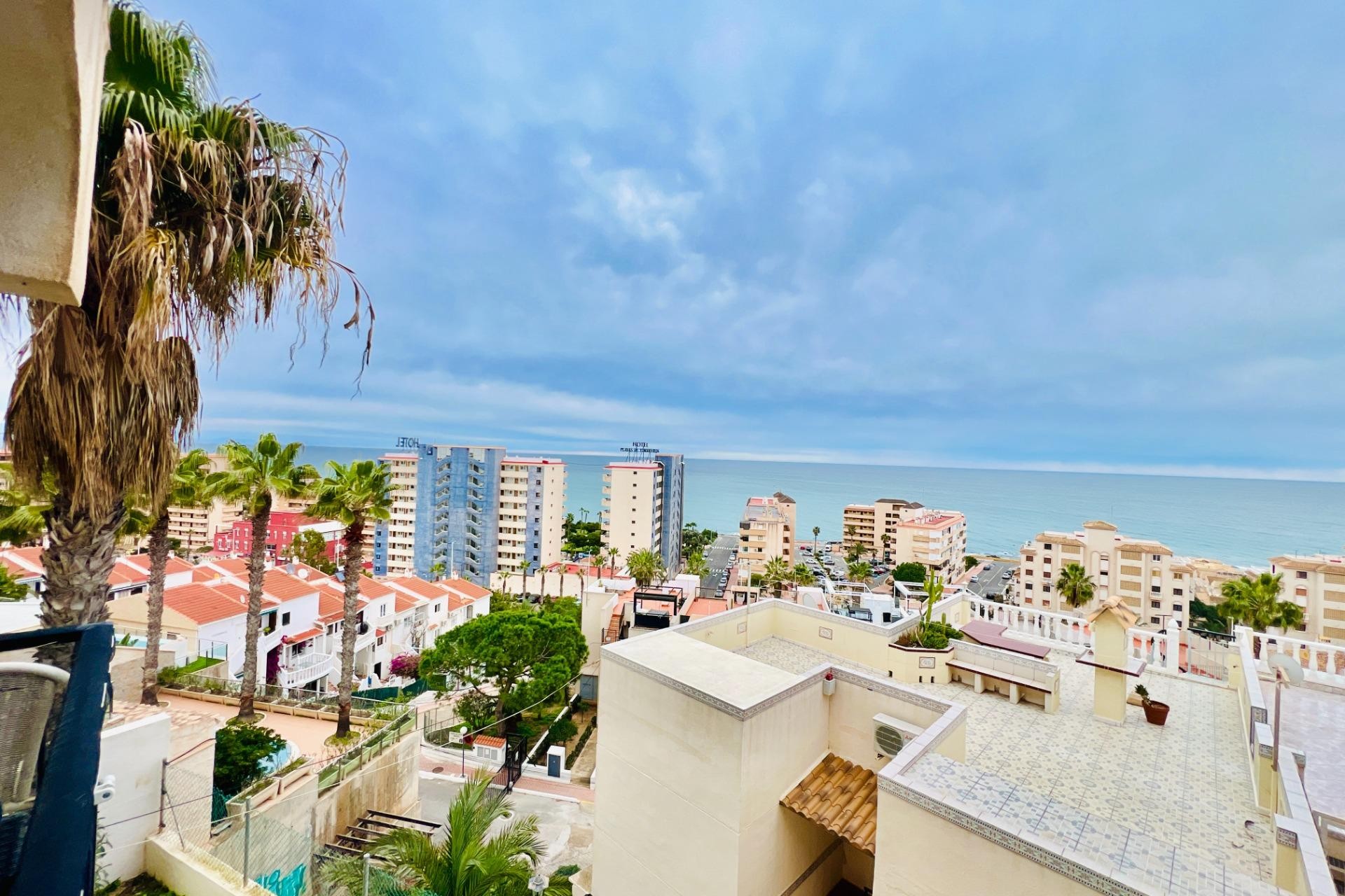 Återförsäljning - Apartment -
Torrevieja - Miramar - Torre Del Moro