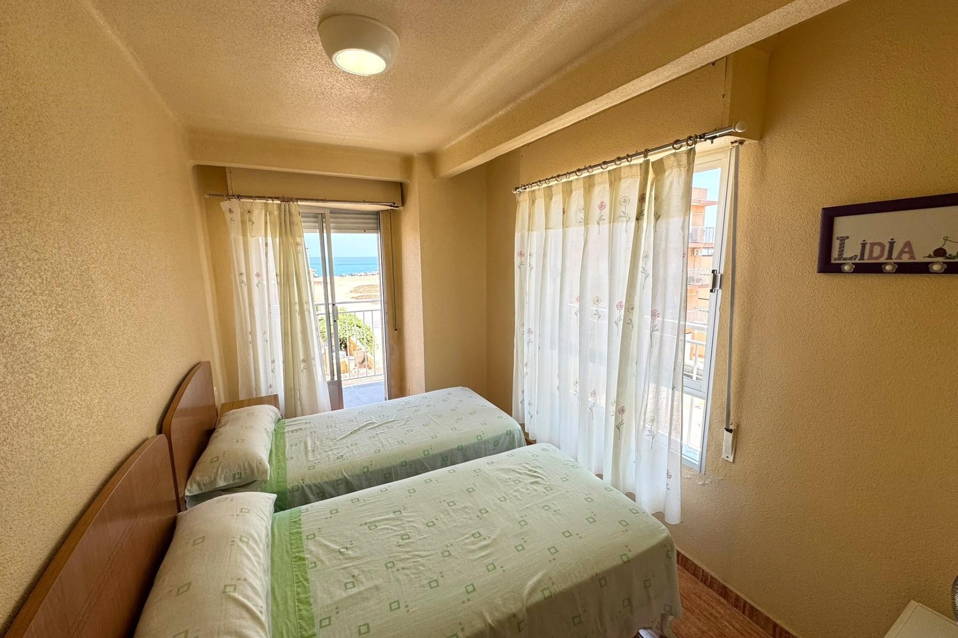 Återförsäljning - Apartment -
Torrevieja - Miramar - Torre Del Moro
