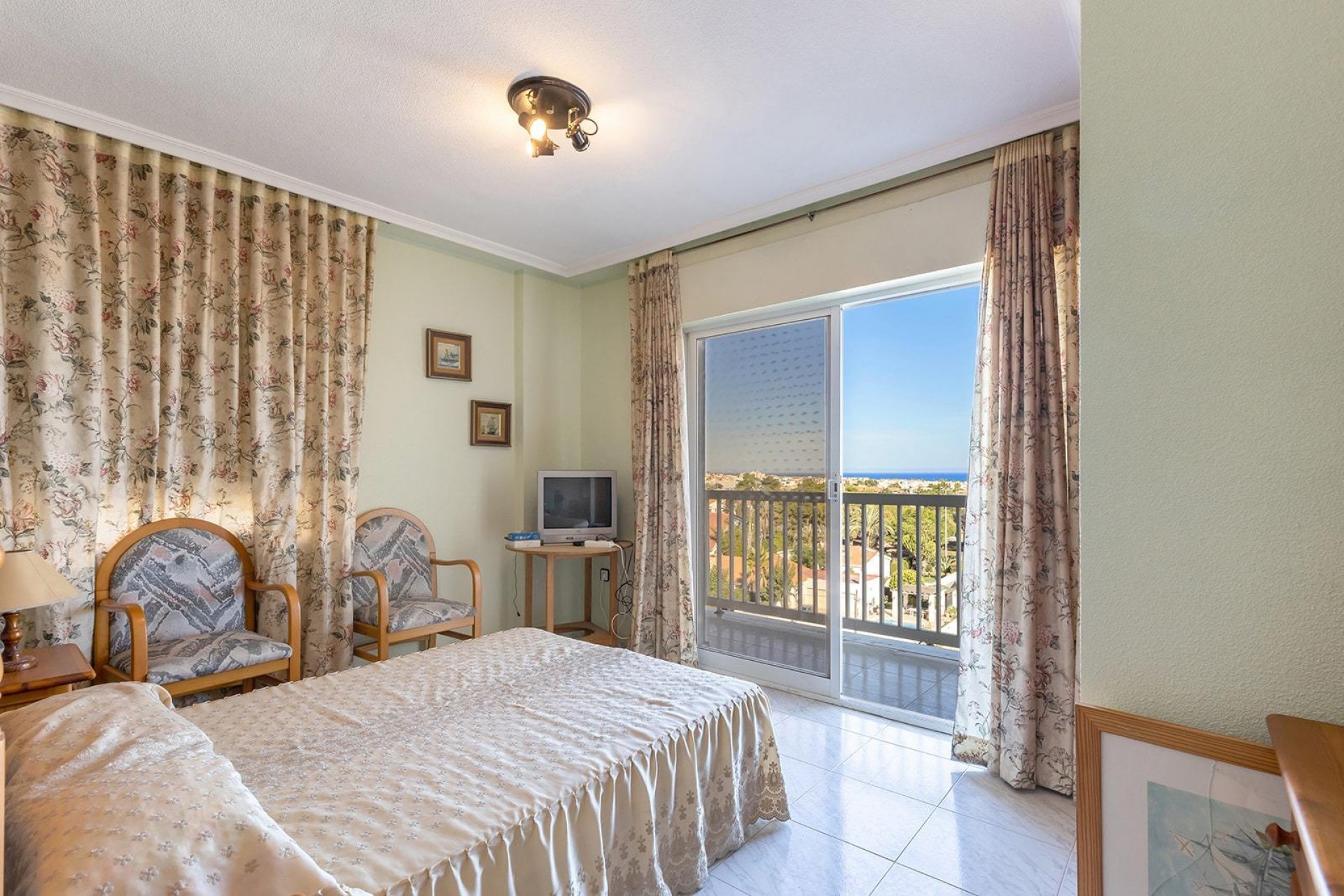 Återförsäljning - Apartment -
Torrevieja - Nueva Torrevieja