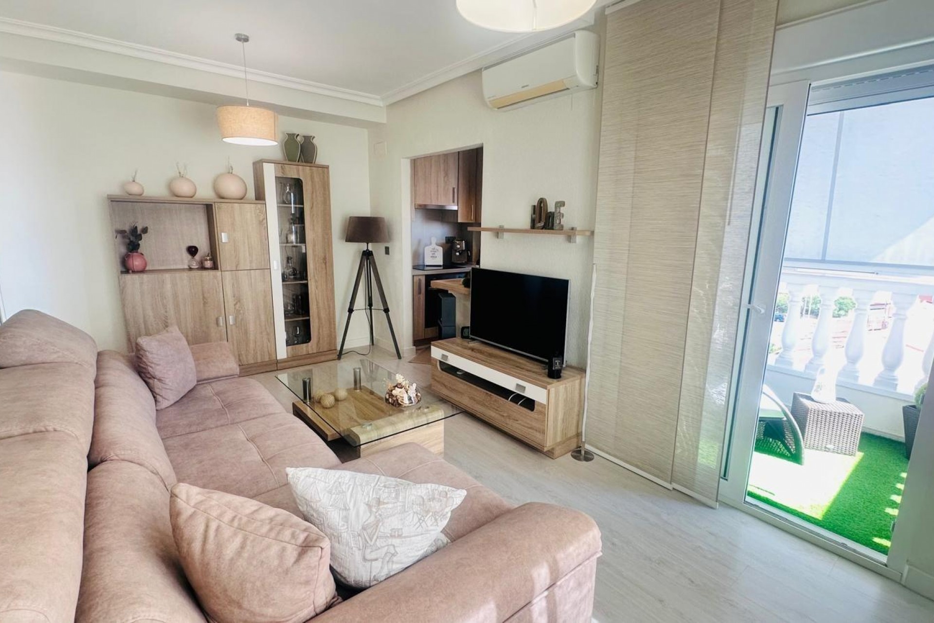 Återförsäljning - Apartment -
Torrevieja - Nueva Torrevieja