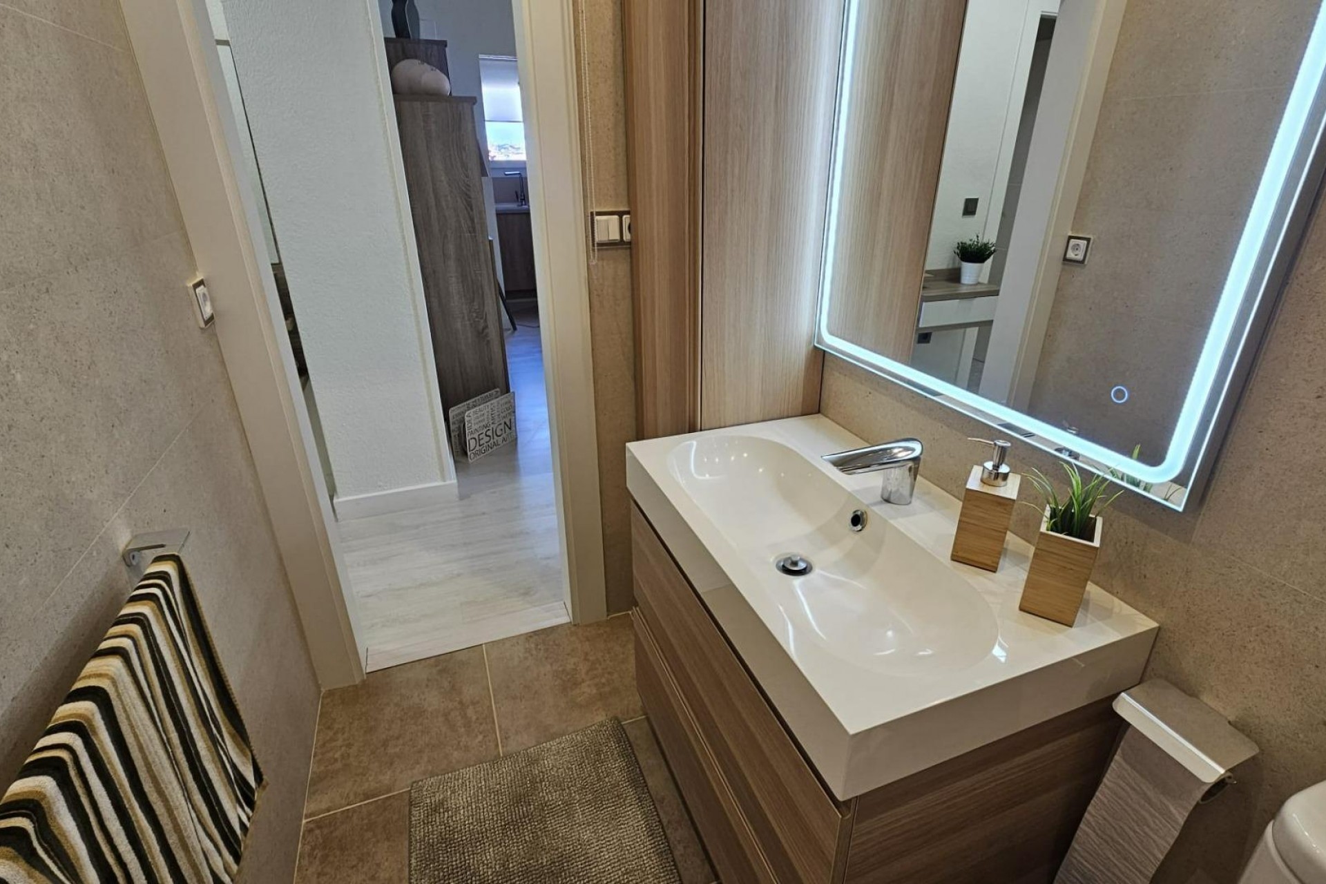 Återförsäljning - Apartment -
Torrevieja - Nueva Torrevieja