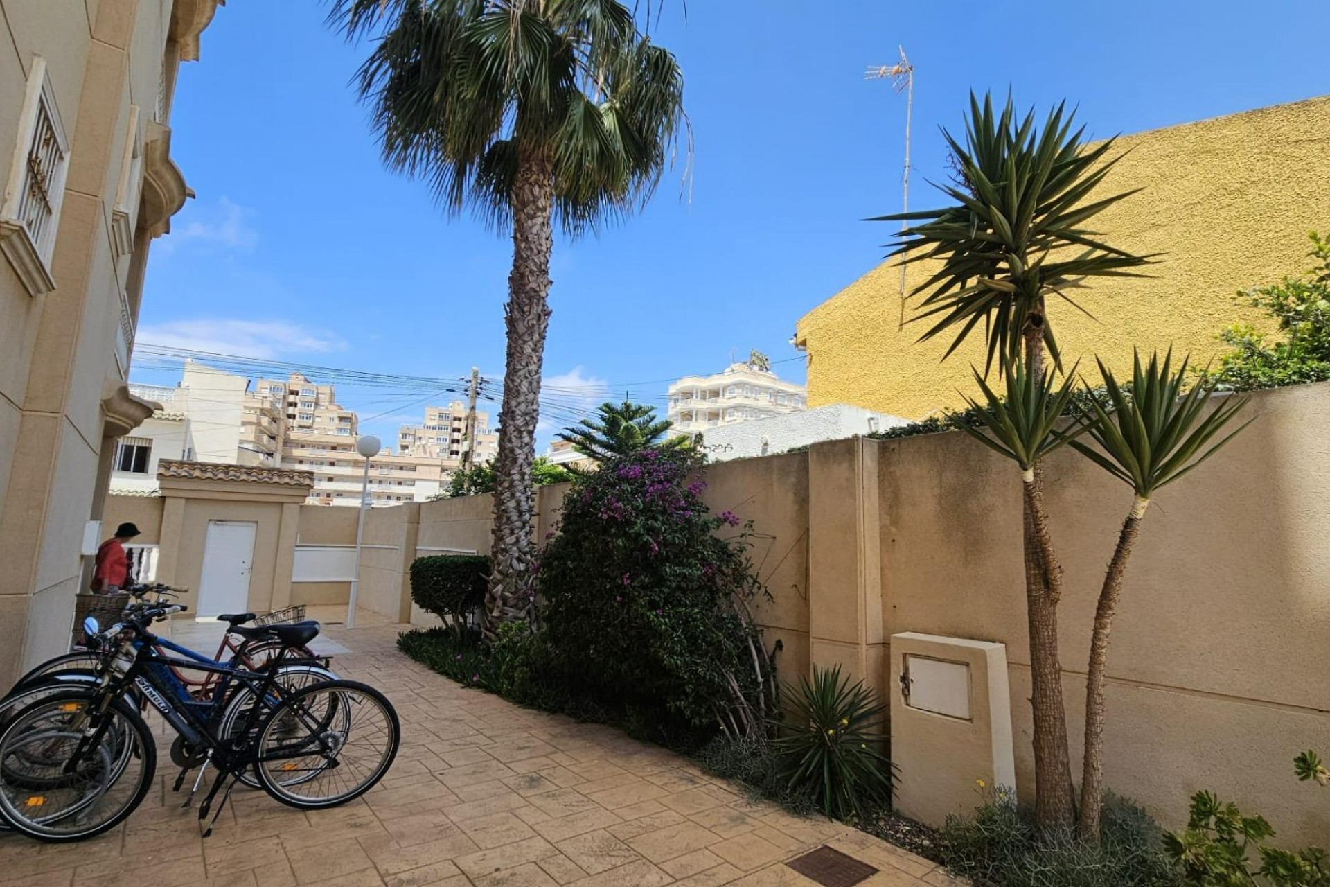 Återförsäljning - Apartment -
Torrevieja - Nueva Torrevieja