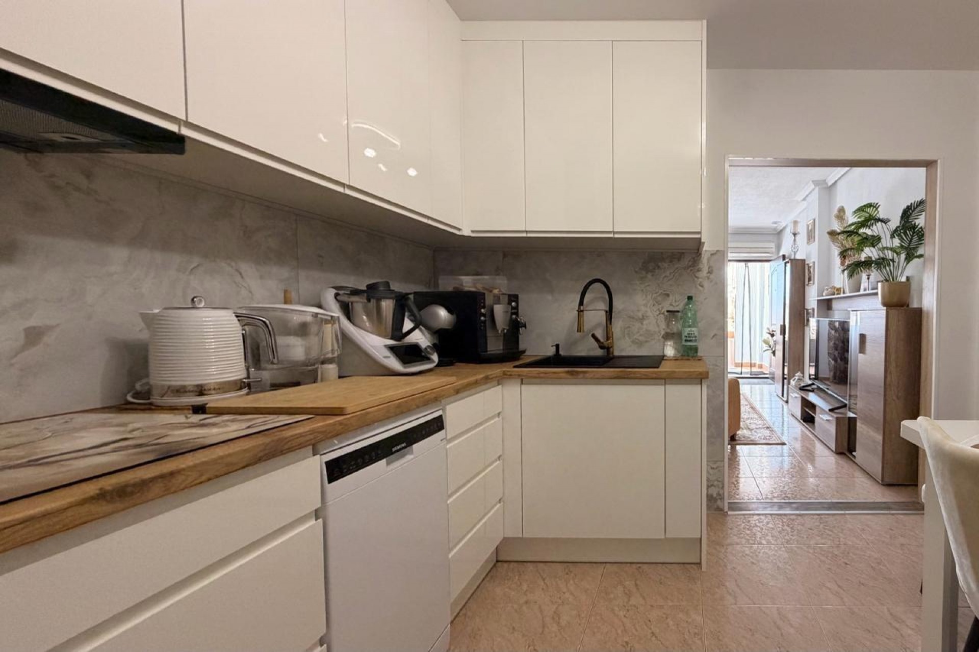 Återförsäljning - Apartment -
Torrevieja - Nueva Torrevieja