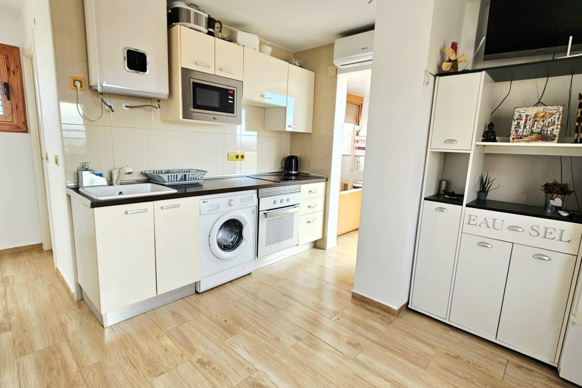 Återförsäljning - Apartment -
Torrevieja - Nueva Torrevieja