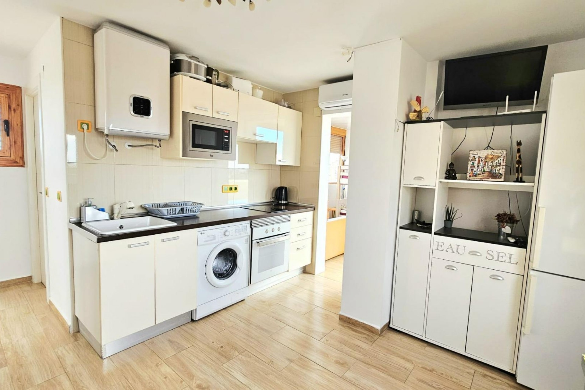 Återförsäljning - Apartment -
Torrevieja - Nueva Torrevieja