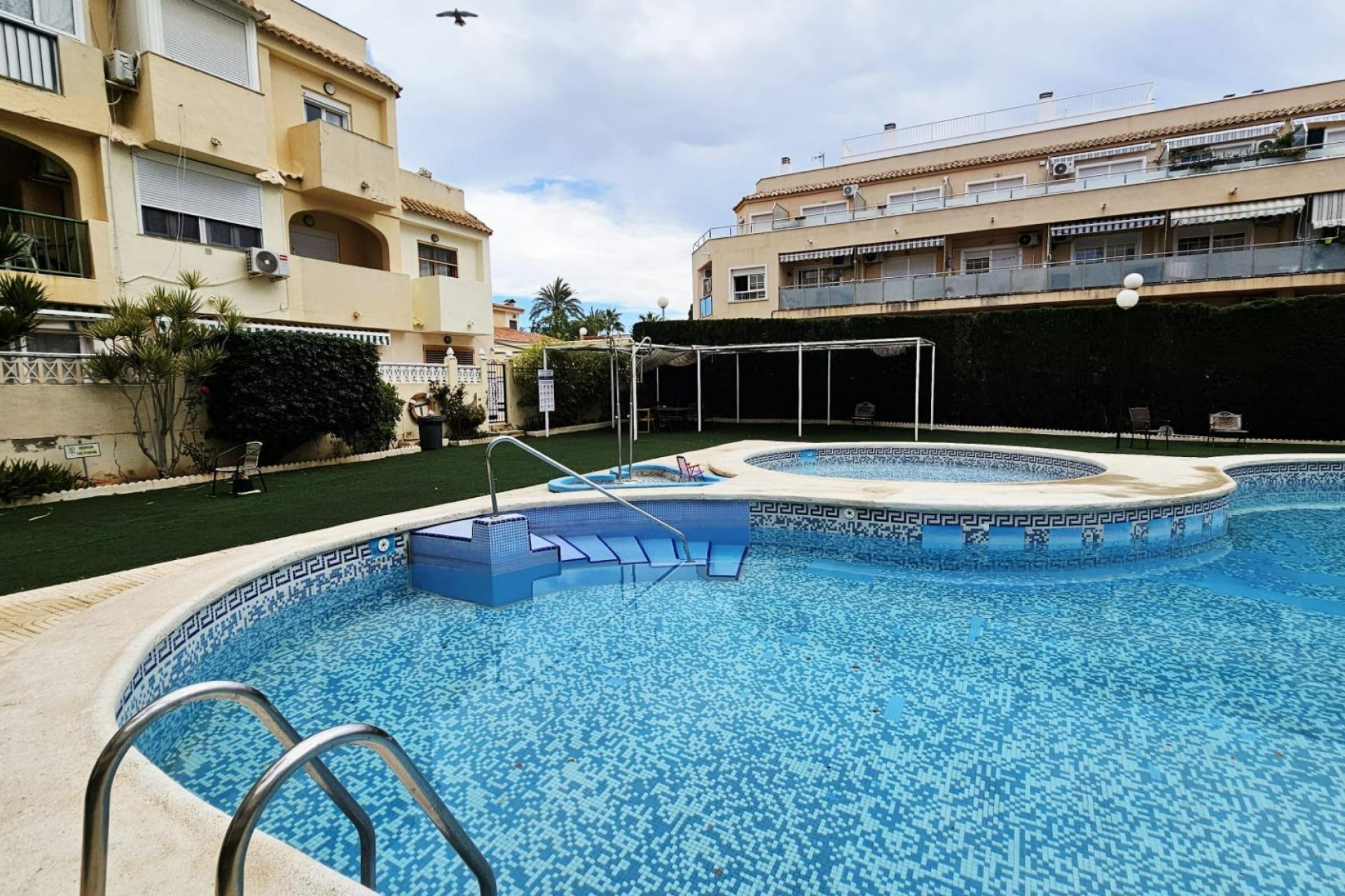 Återförsäljning - Apartment -
Torrevieja - Nueva Torrevieja