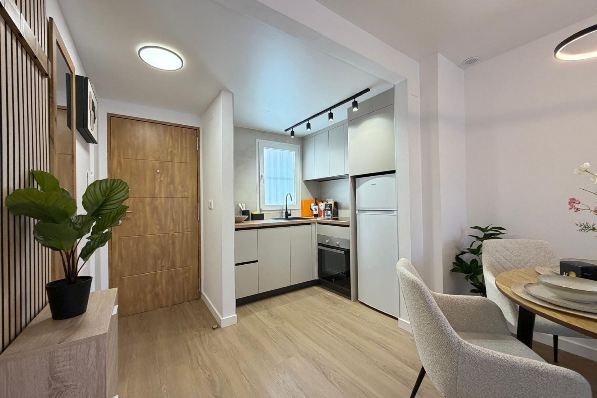Återförsäljning - Apartment -
Torrevieja - Nueva Torrevieja
