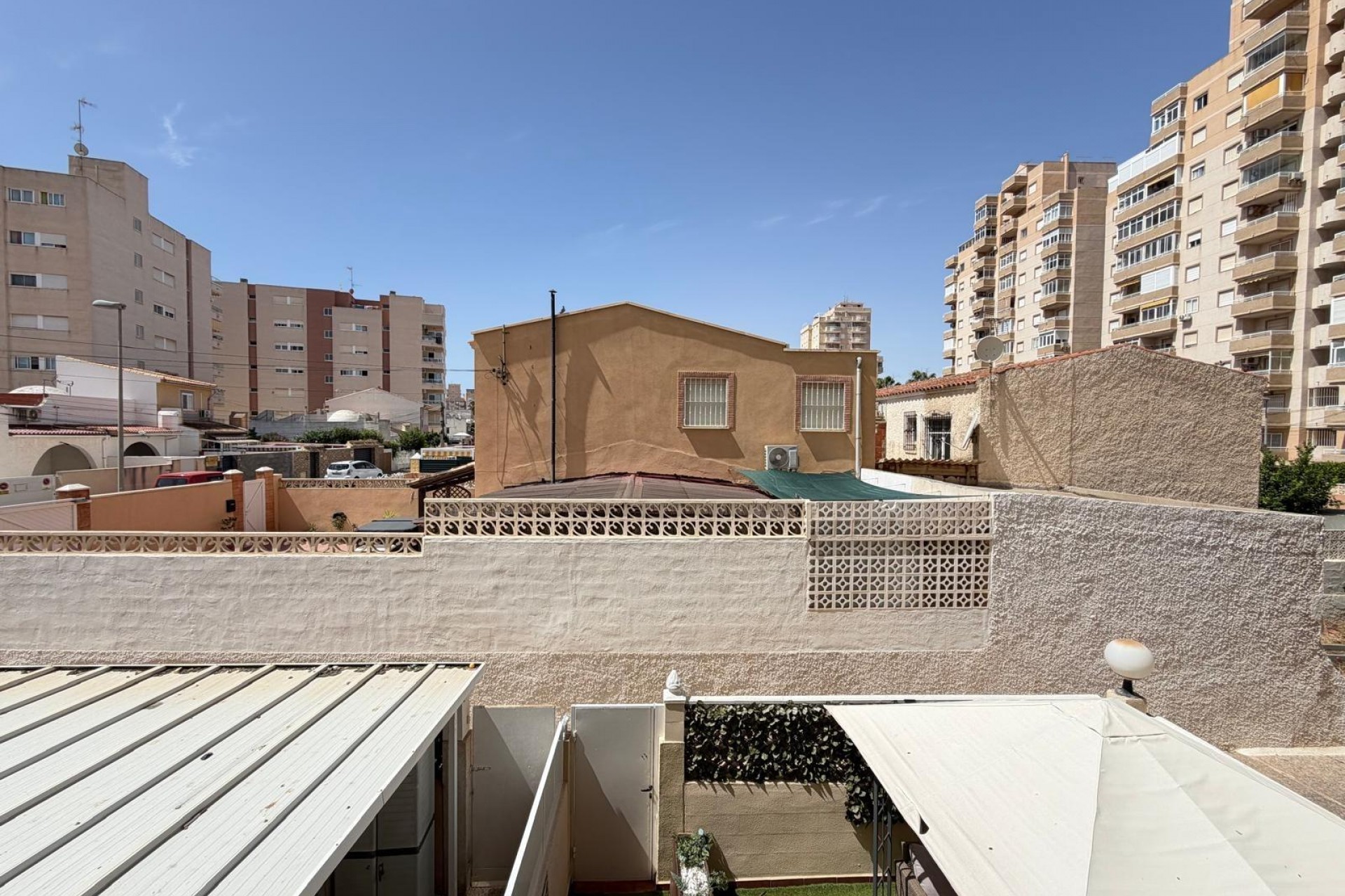 Återförsäljning - Apartment -
Torrevieja - Nueva Torrevieja