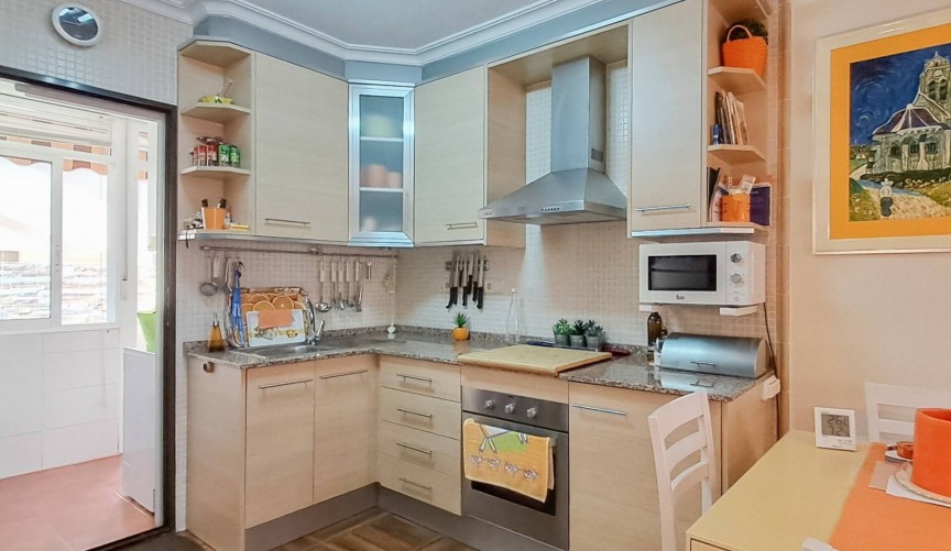 Återförsäljning - Apartment -
Torrevieja - Parque Acuático - Sector 25