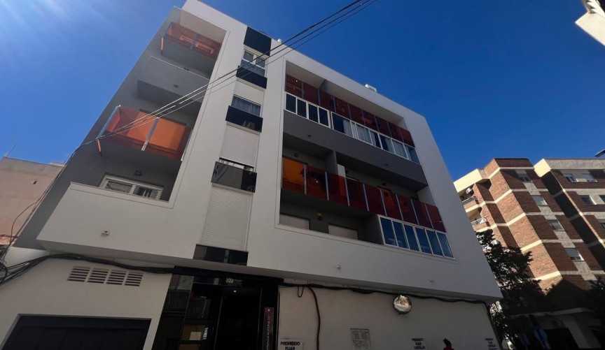 Återförsäljning - Apartment -
Torrevieja - PARQUE DE LAS NACIONES