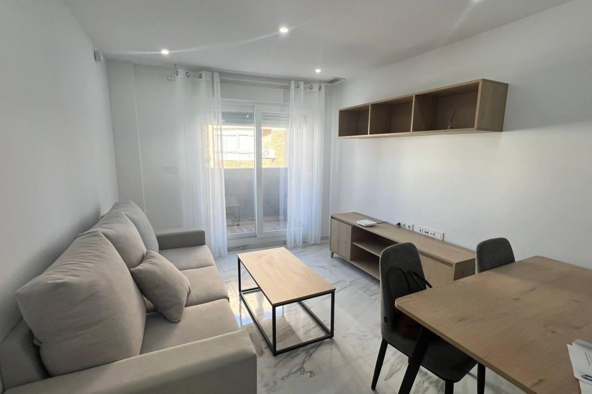 Återförsäljning - Apartment -
Torrevieja - PARQUE DE LAS NACIONES
