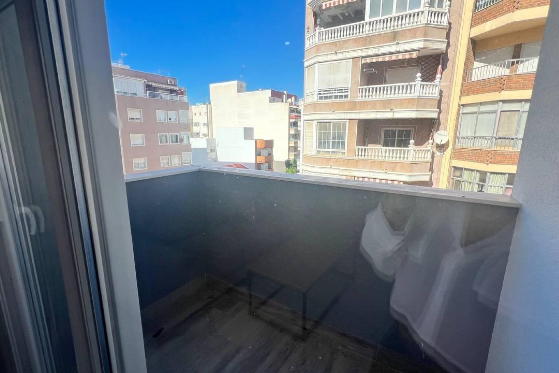 Återförsäljning - Apartment -
Torrevieja - PARQUE DE LAS NACIONES