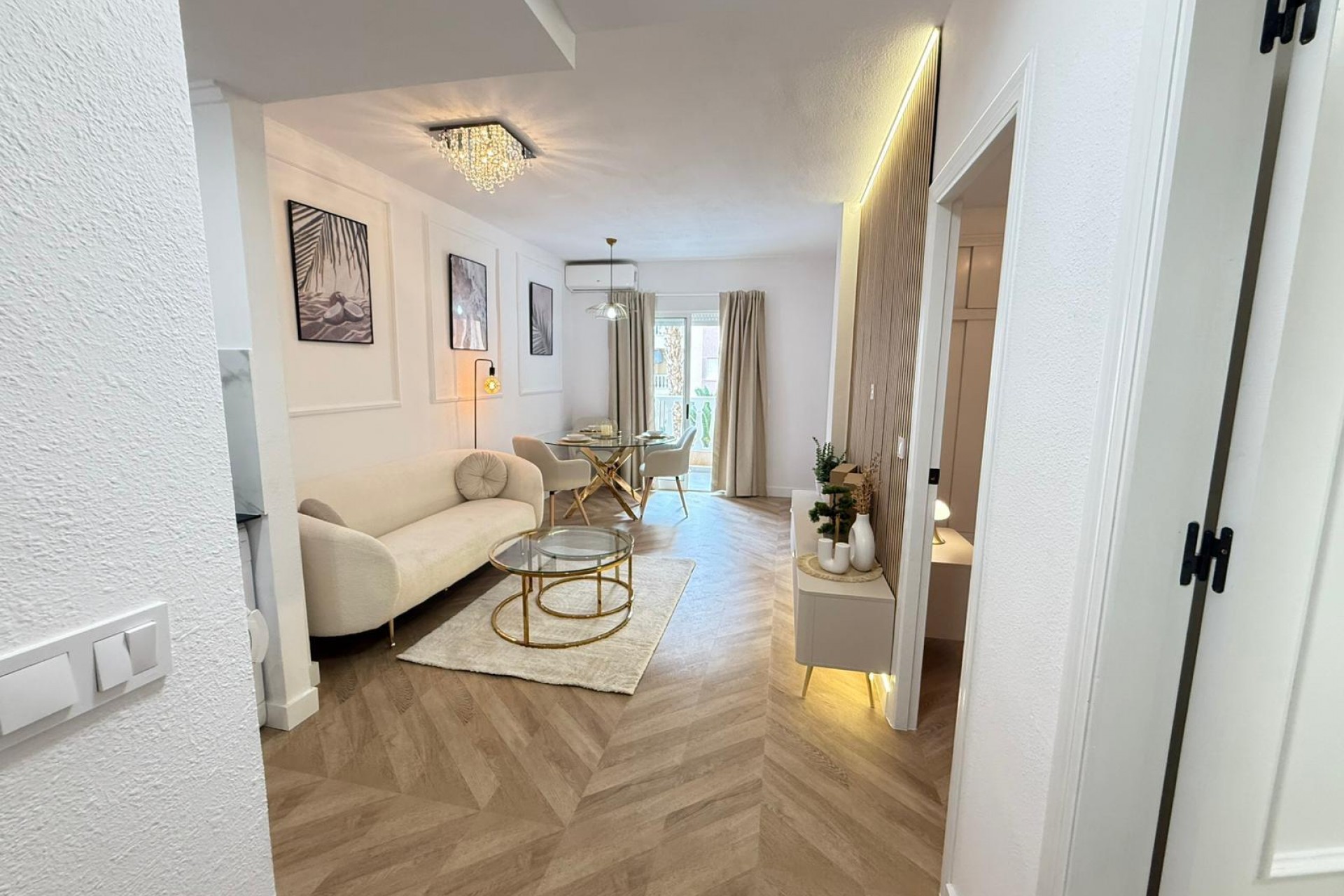 Återförsäljning - Apartment -
Torrevieja - PARQUE DE LAS NACIONES