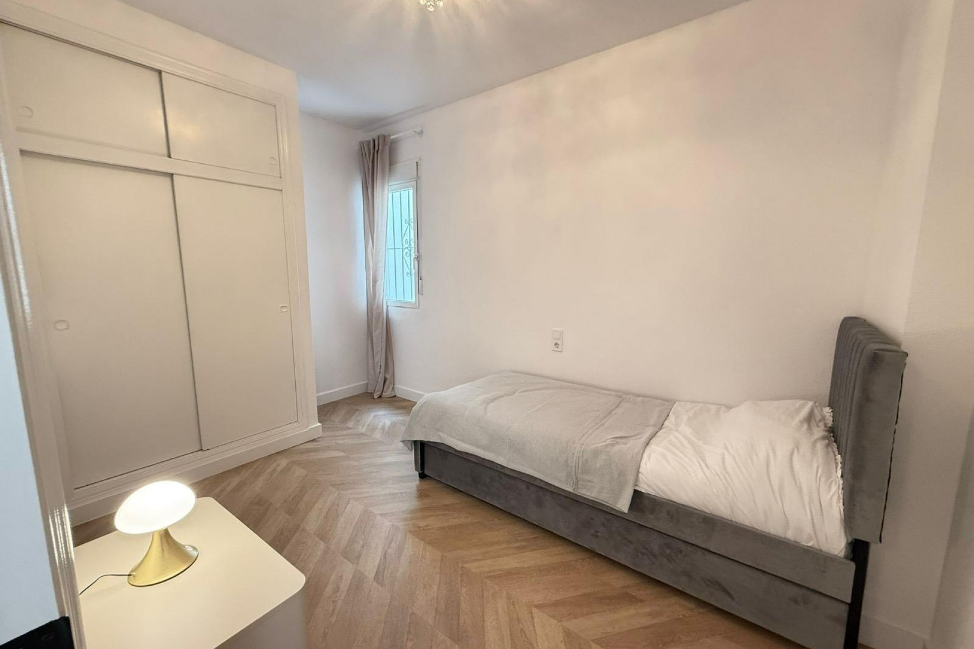 Återförsäljning - Apartment -
Torrevieja - PARQUE DE LAS NACIONES