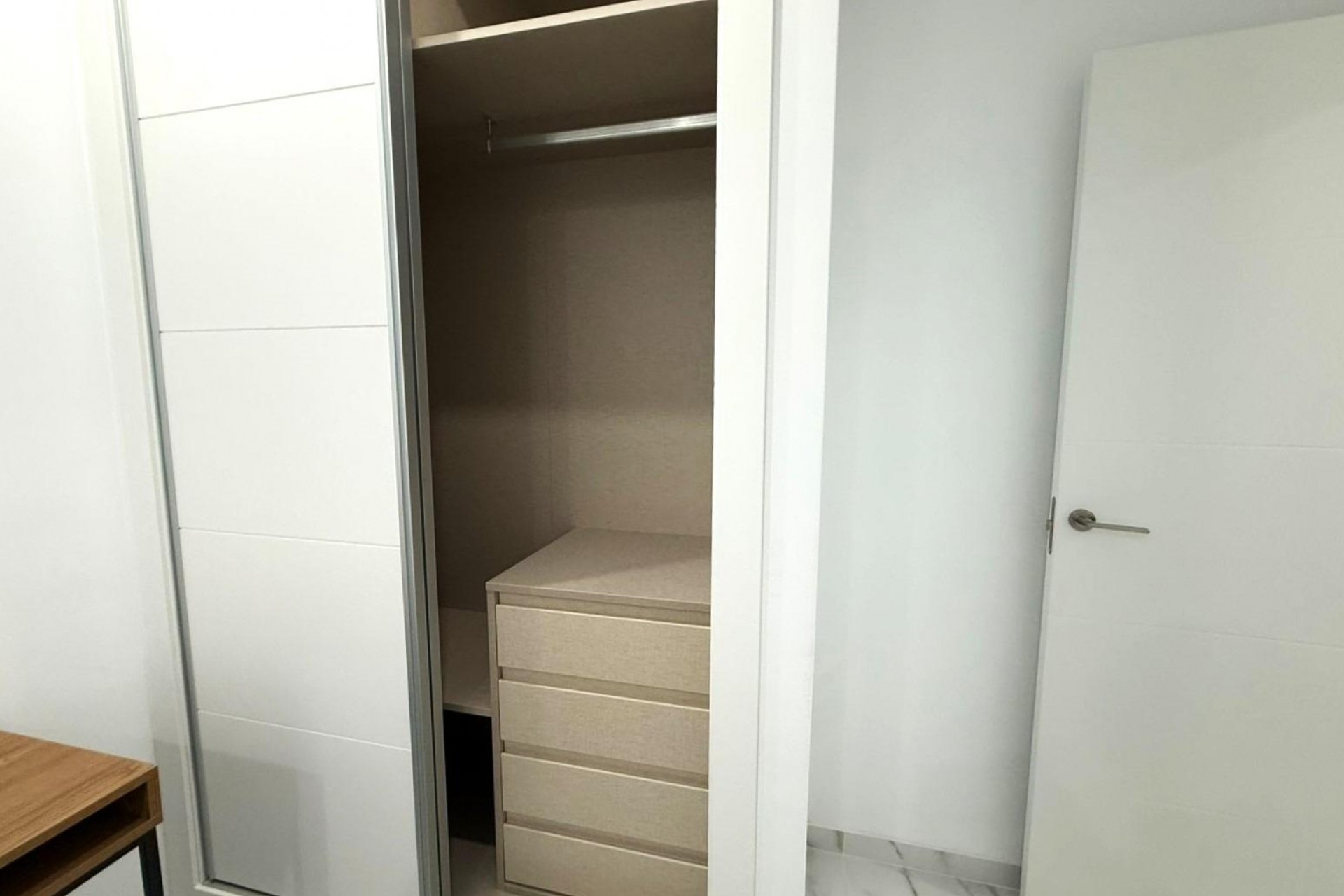 Återförsäljning - Apartment -
Torrevieja - PARQUE DE LAS NACIONES