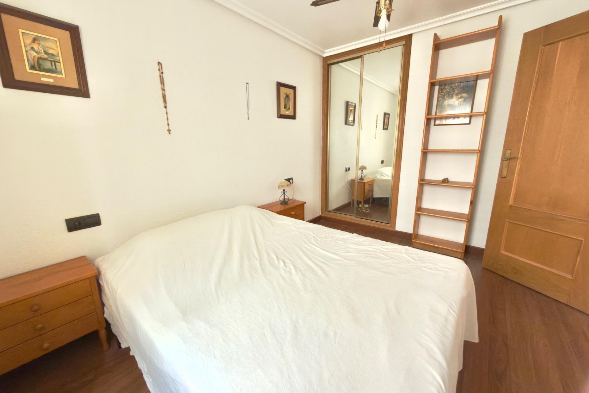 Återförsäljning - Apartment -
Torrevieja - PARQUE DE LAS NACIONES