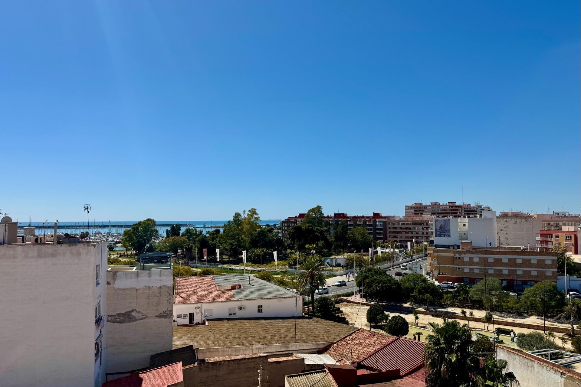 Återförsäljning - Apartment -
Torrevieja - PARQUE DE LAS NACIONES