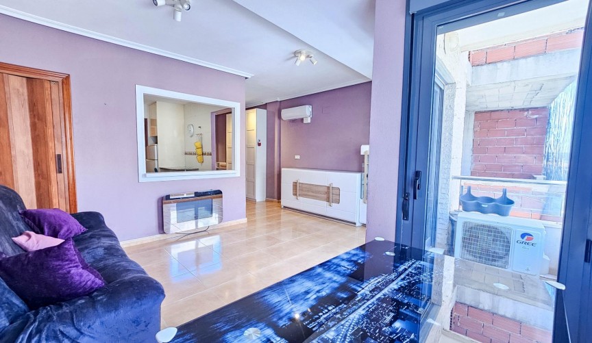 Återförsäljning - Apartment -
Torrevieja - PARQUE DE LAS NACIONES