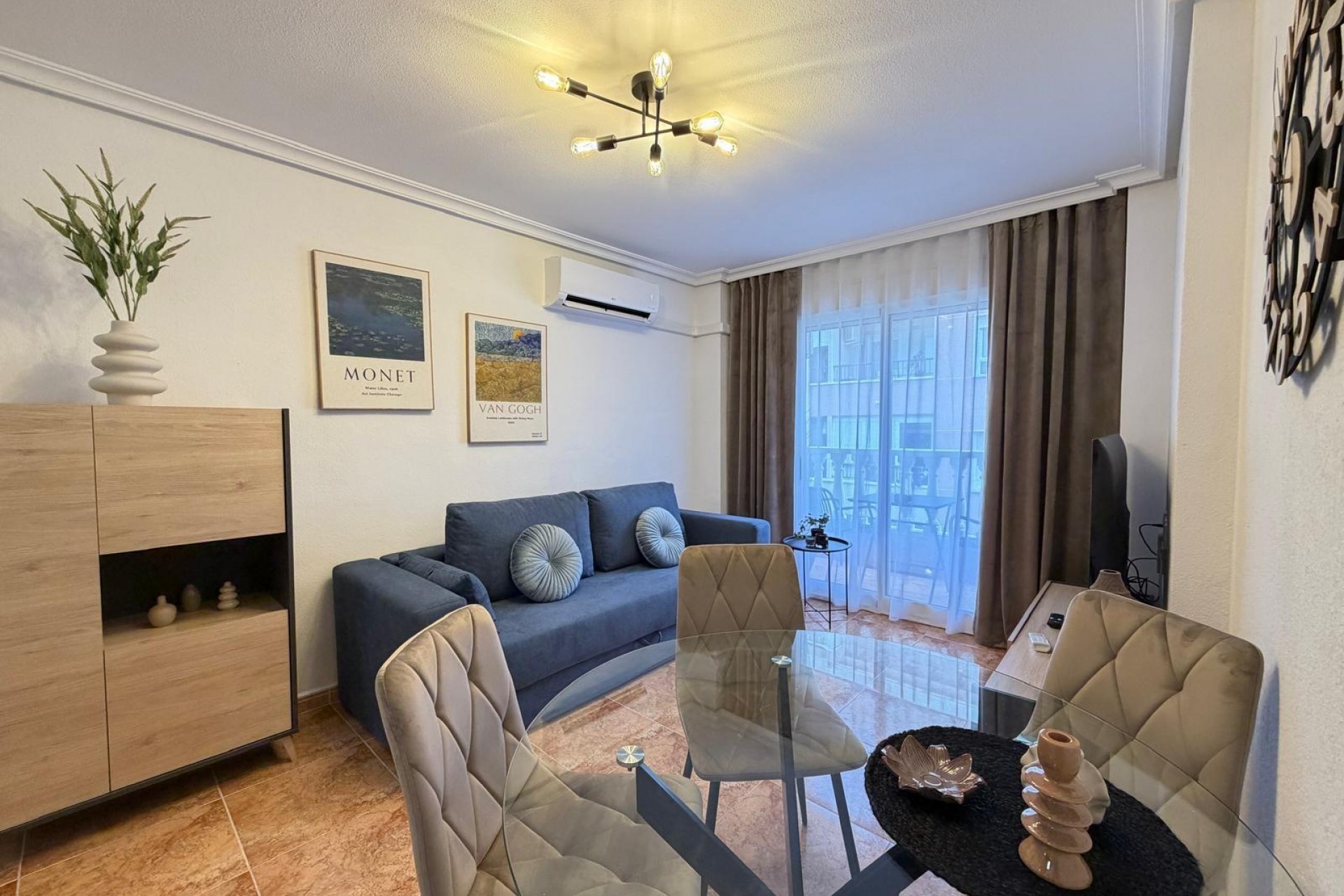 Återförsäljning - Apartment -
Torrevieja - PARQUE DE LAS NACIONES