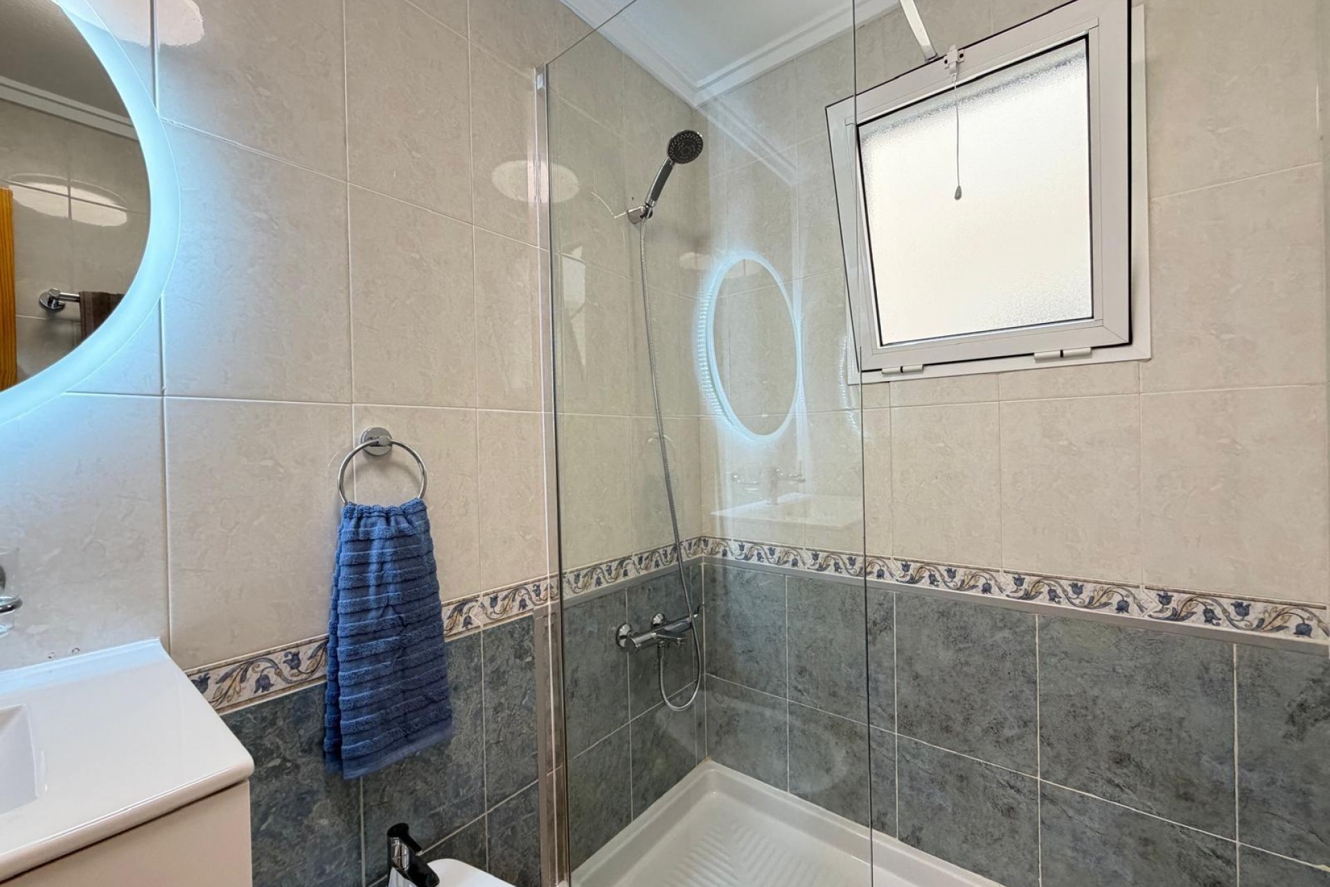 Återförsäljning - Apartment -
Torrevieja - PARQUE DE LAS NACIONES