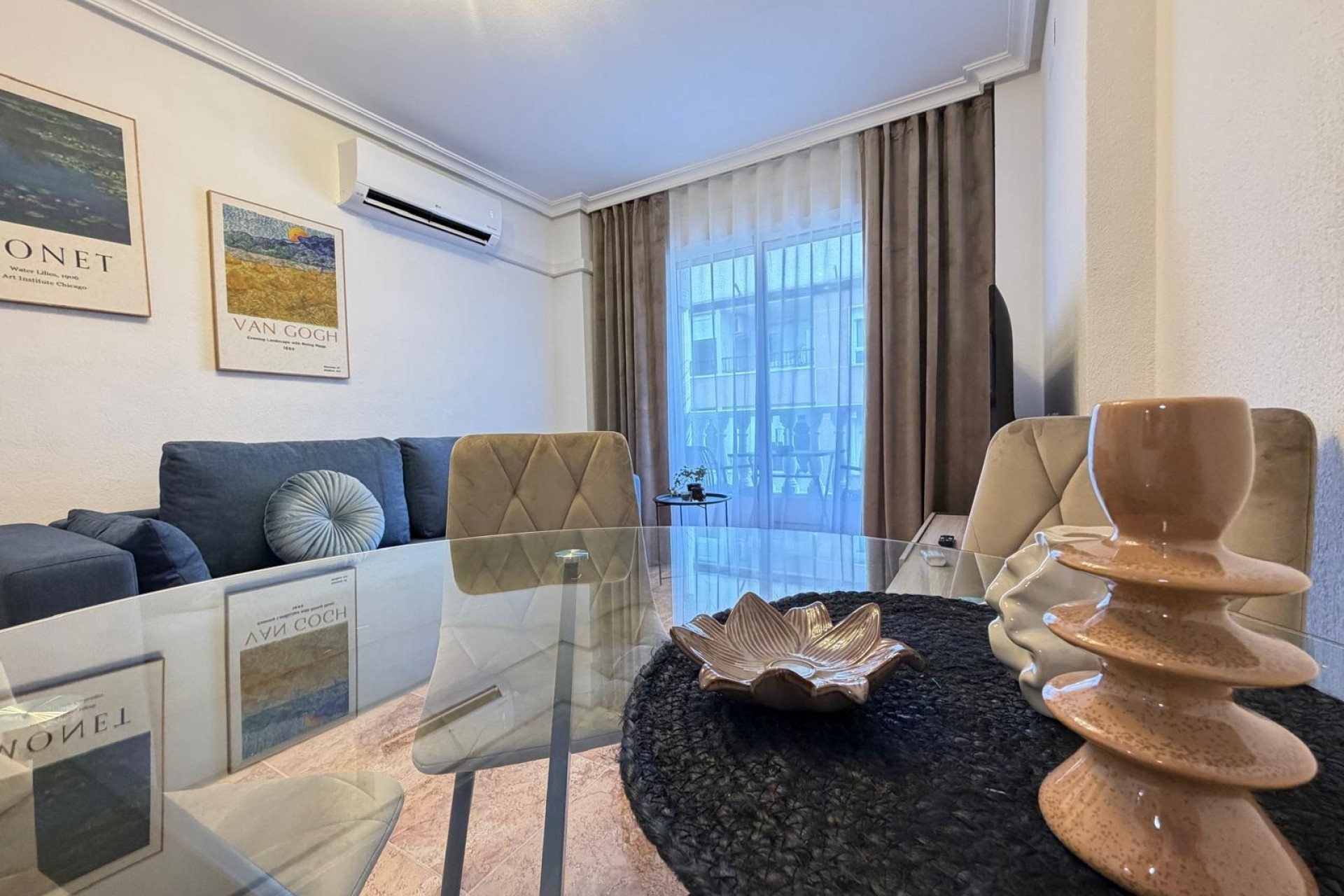 Återförsäljning - Apartment -
Torrevieja - PARQUE DE LAS NACIONES