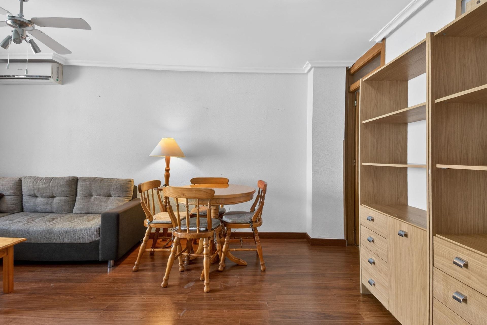 Återförsäljning - Apartment -
Torrevieja - PARQUE DE LAS NACIONES