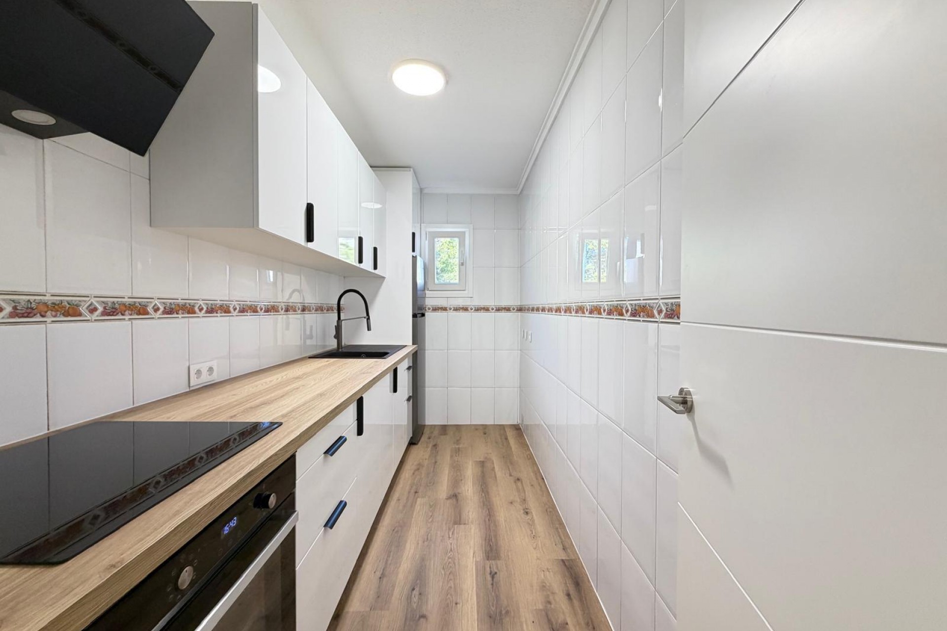 Återförsäljning - Apartment -
Torrevieja - PARQUE DE LAS NACIONES
