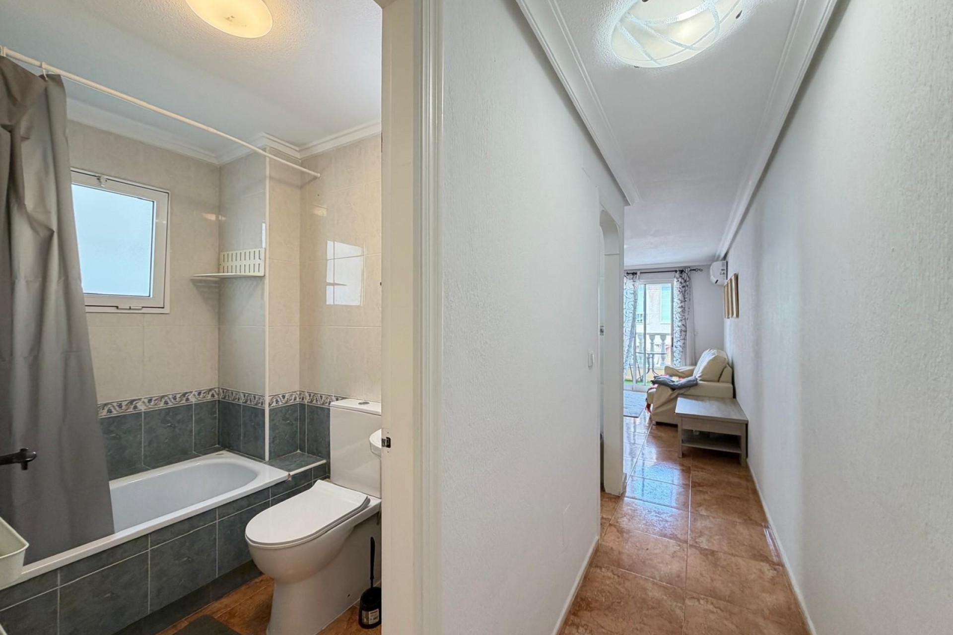Återförsäljning - Apartment -
Torrevieja - PARQUE DE LAS NACIONES