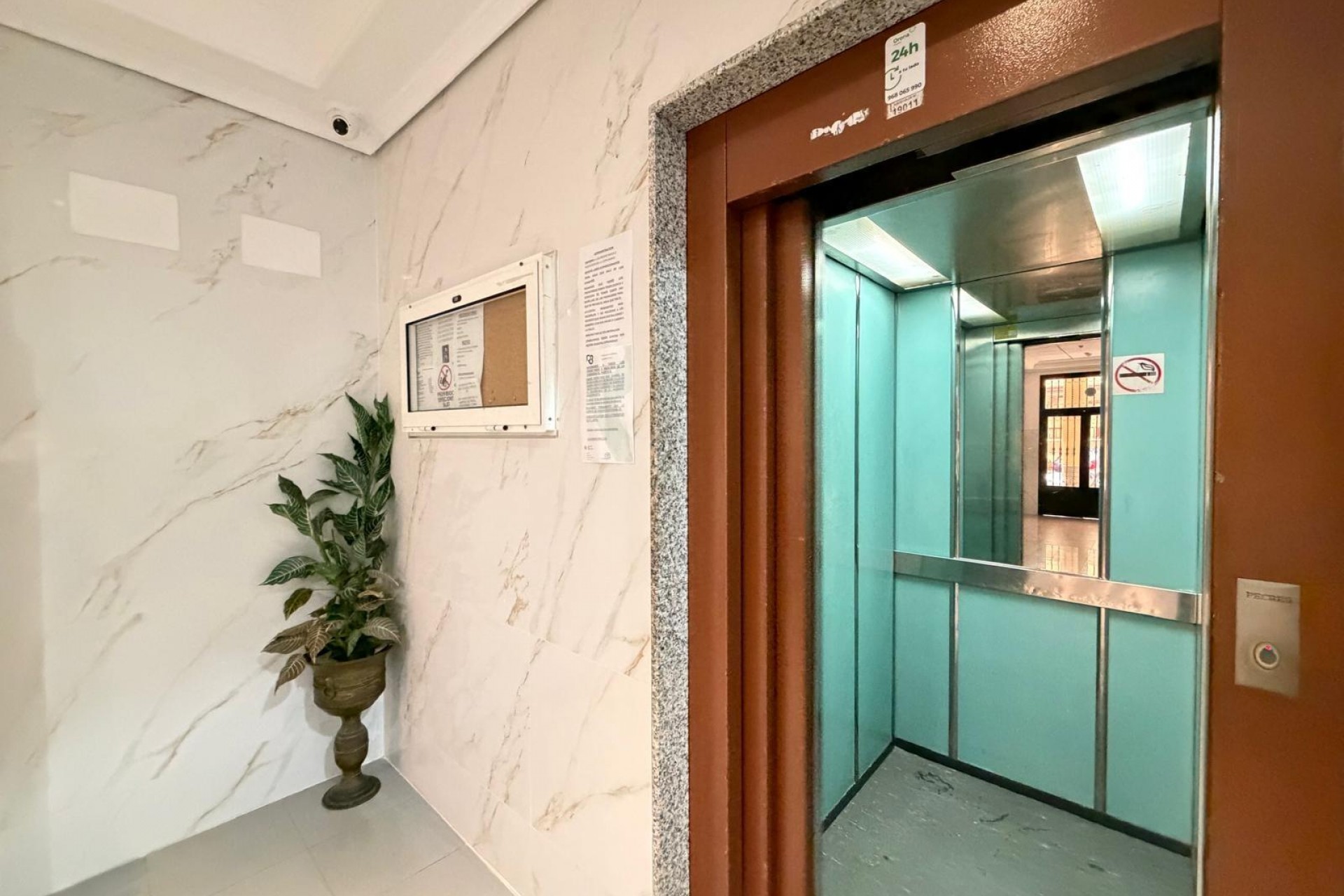 Återförsäljning - Apartment -
Torrevieja - PARQUE DE LAS NACIONES