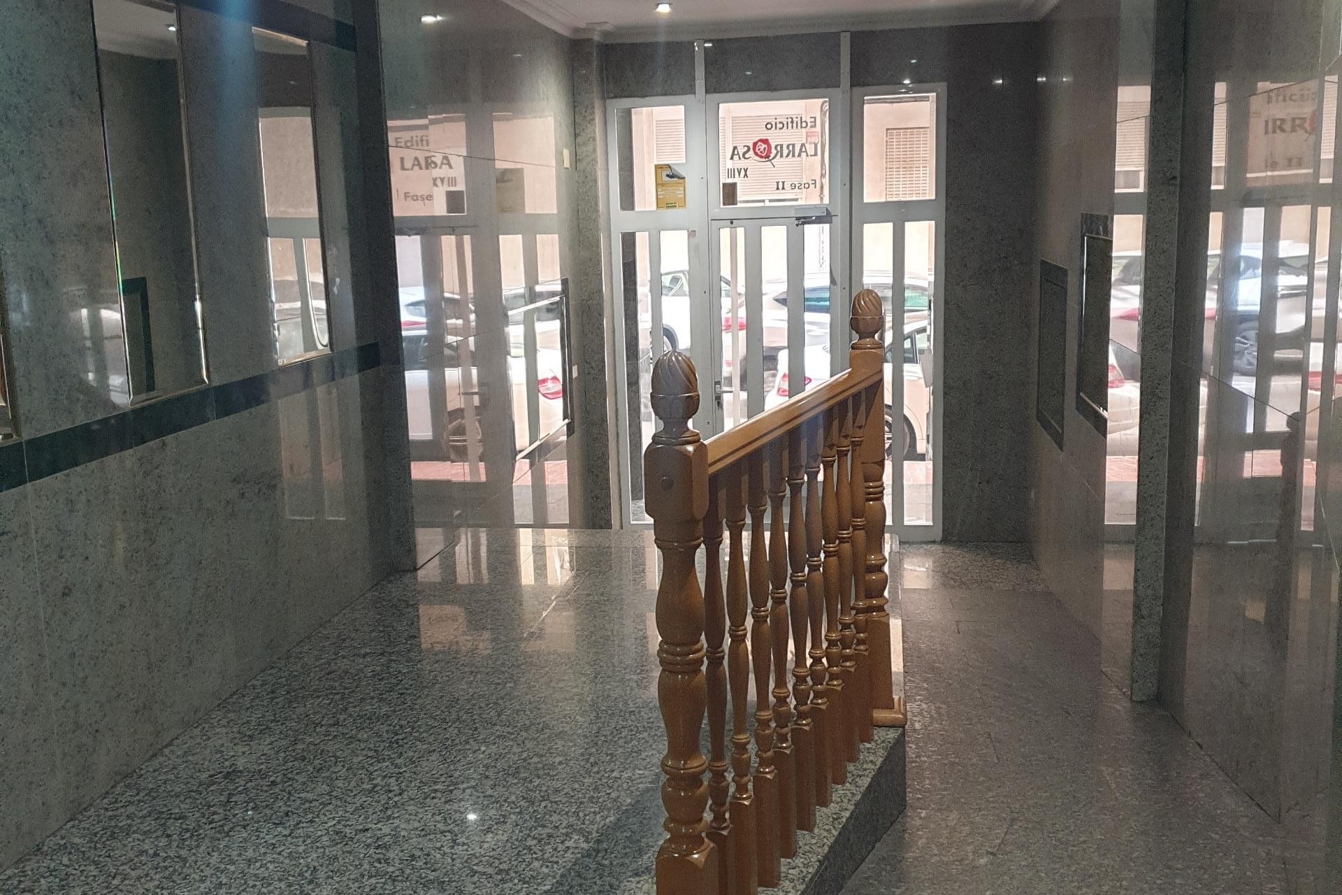 Återförsäljning - Apartment -
Torrevieja - PARQUE DE LAS NACIONES
