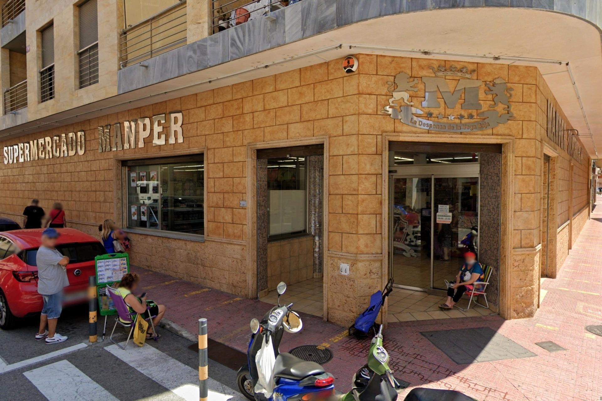 Återförsäljning - Apartment -
Torrevieja - Paseo Maritimo