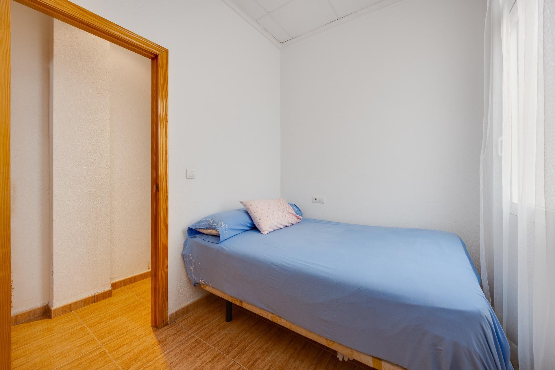 Återförsäljning - Apartment -
Torrevieja - Paseo Maritimo