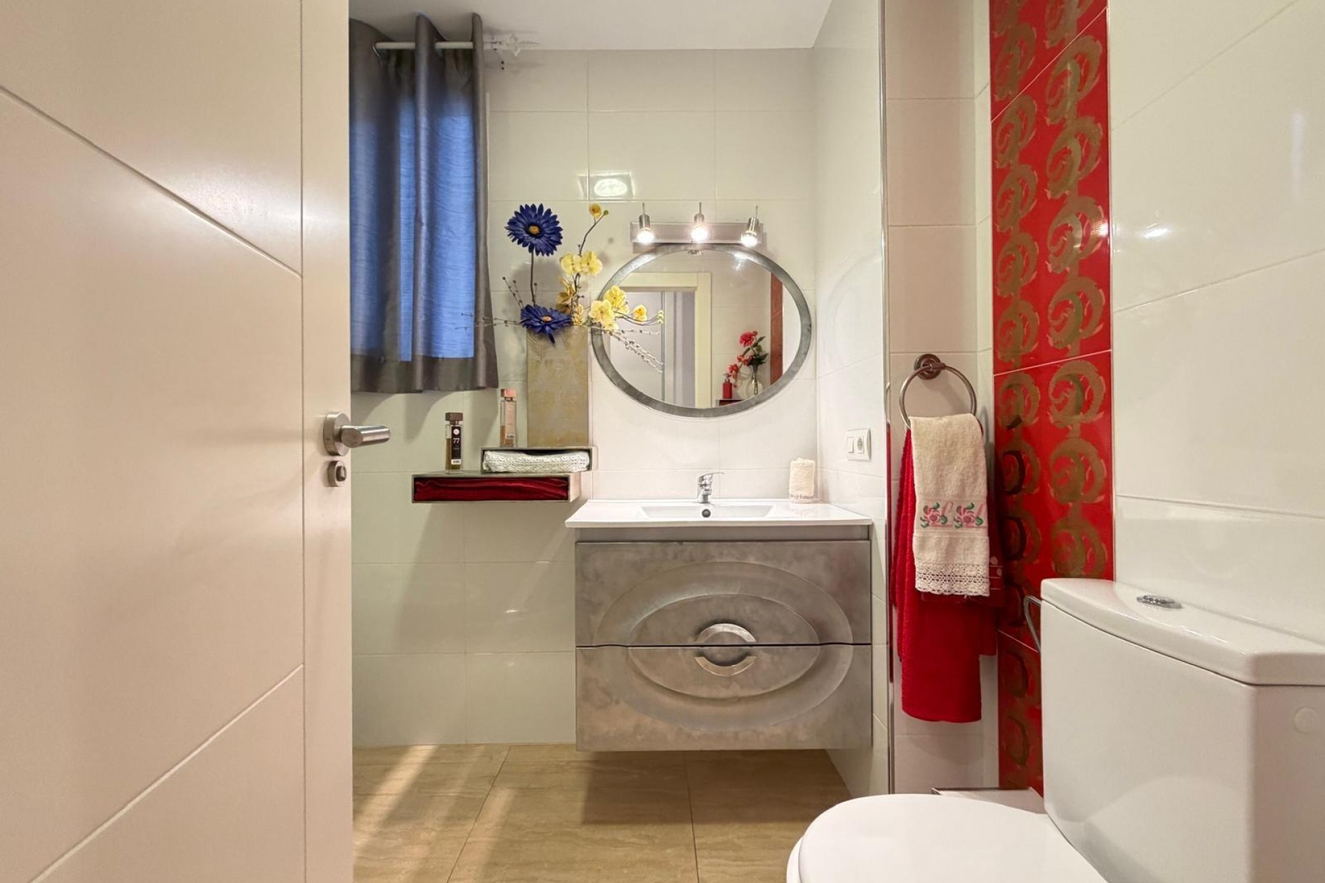 Återförsäljning - Apartment -
Torrevieja - Paseo Maritimo