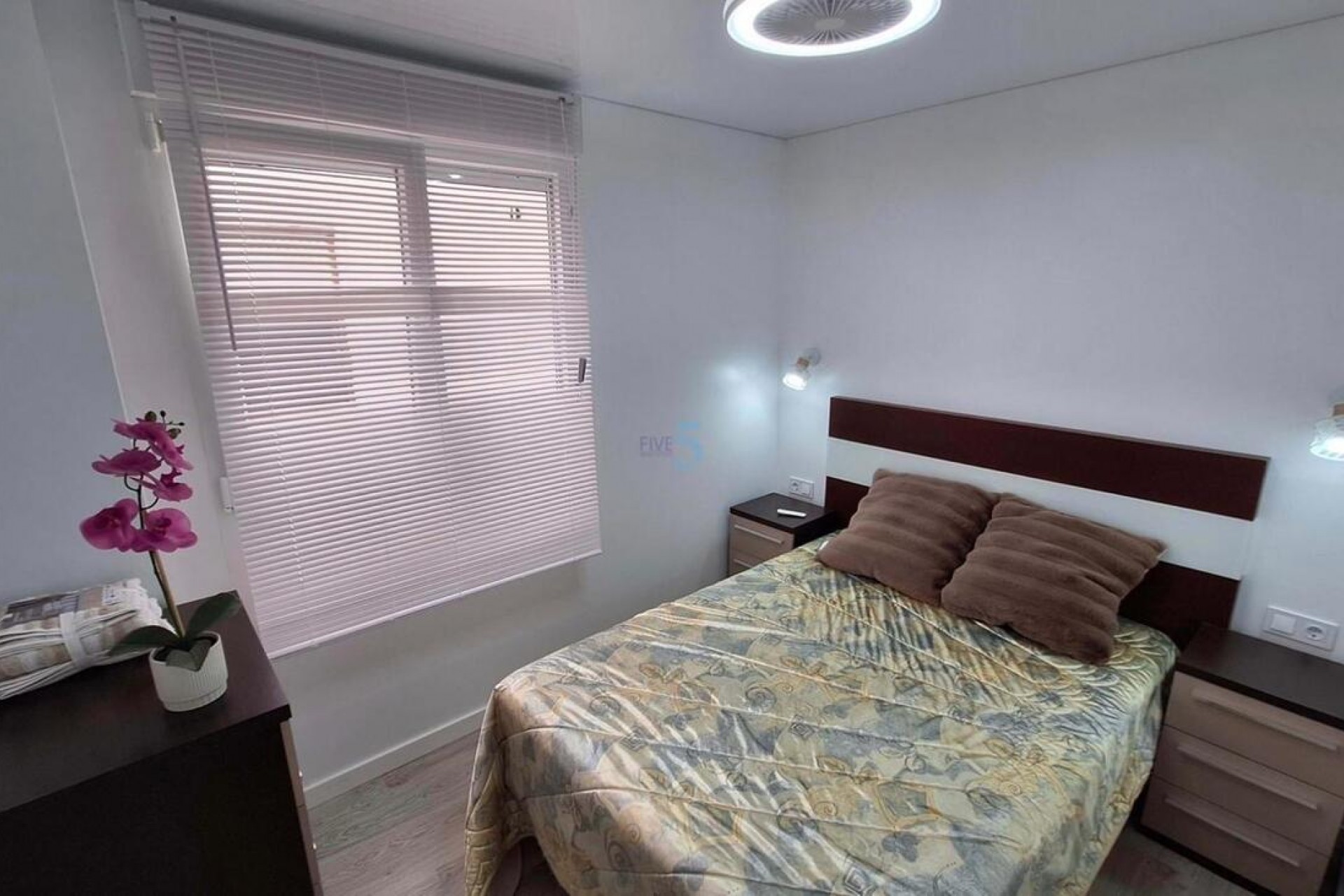 Återförsäljning - Apartment -
Torrevieja - Playa Acecion