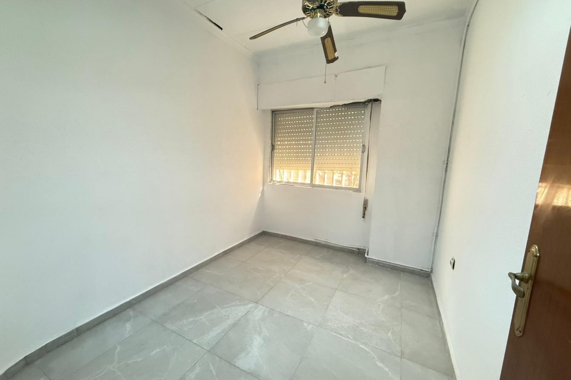 Återförsäljning - Apartment -
Torrevieja - Playa de los Locos