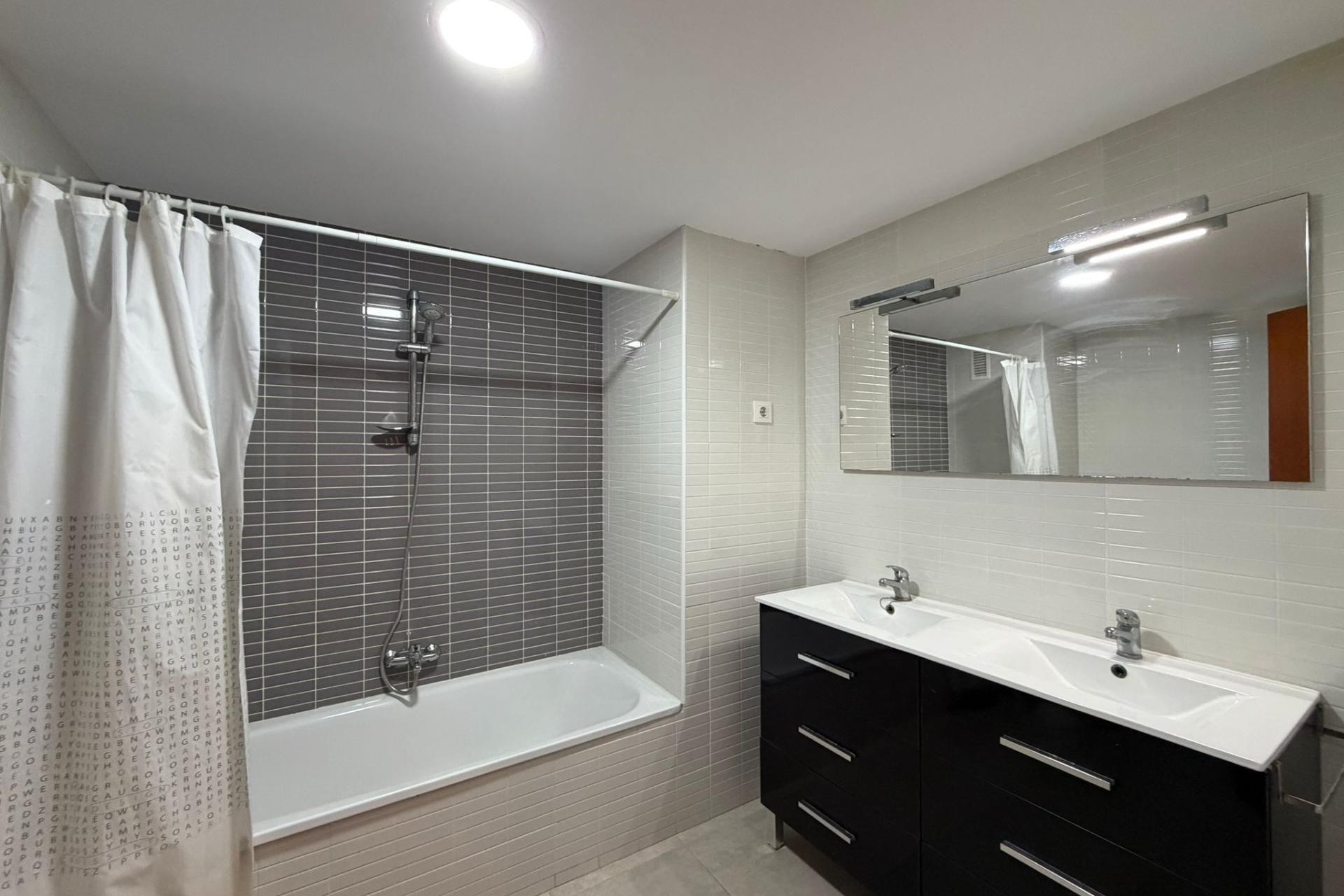 Återförsäljning - Apartment -
Torrevieja - Playa de los Locos