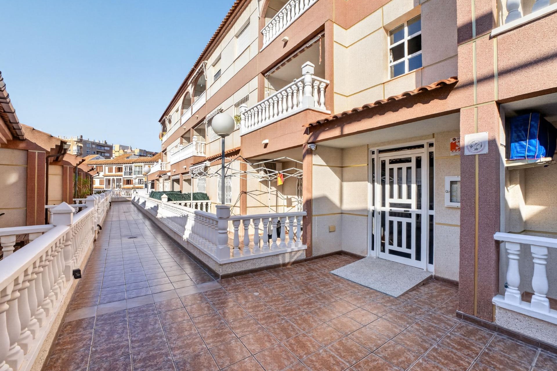 Återförsäljning - Apartment -
Torrevieja - Playa de los Locos