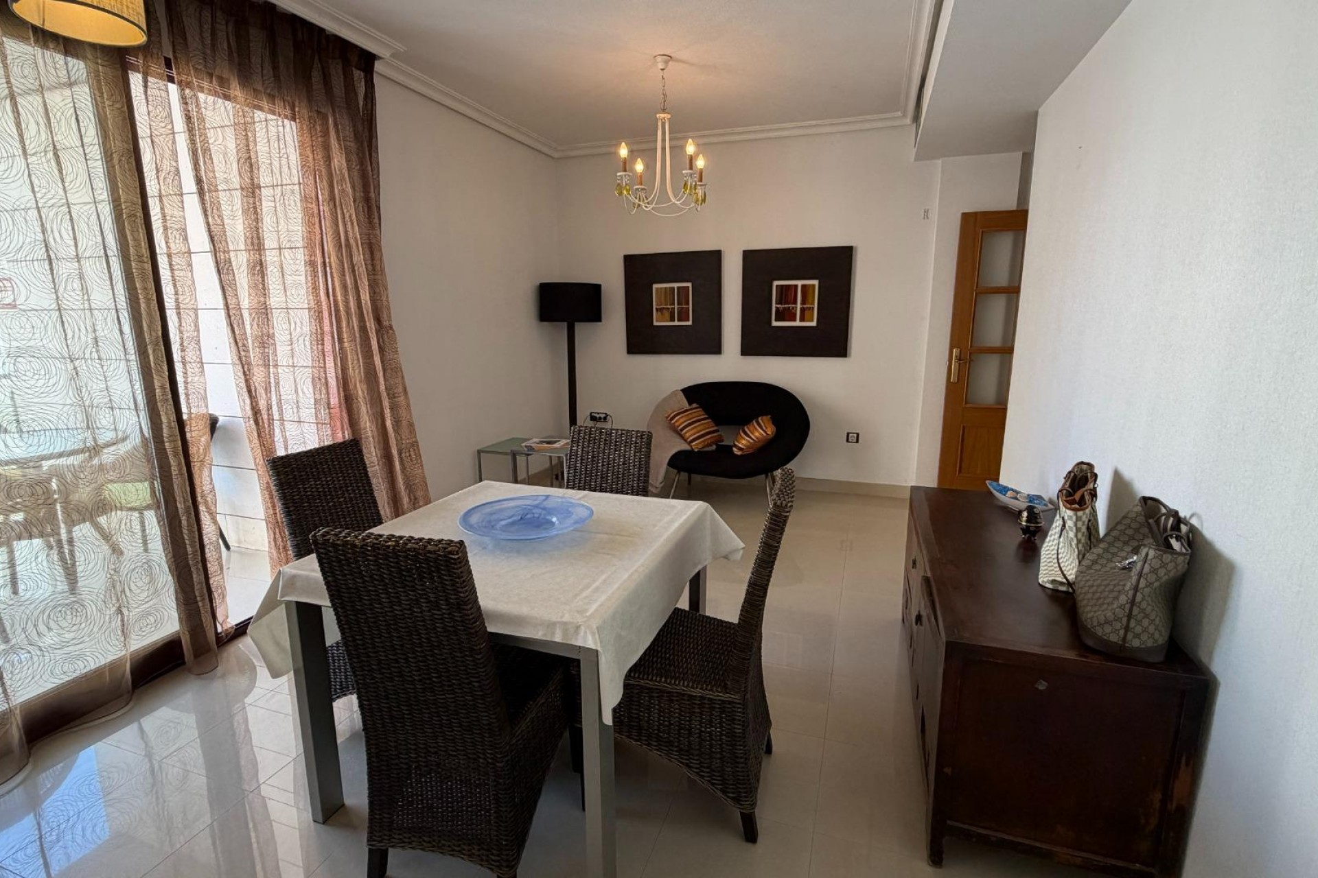 Återförsäljning - Apartment -
Torrevieja - Playa de los Locos