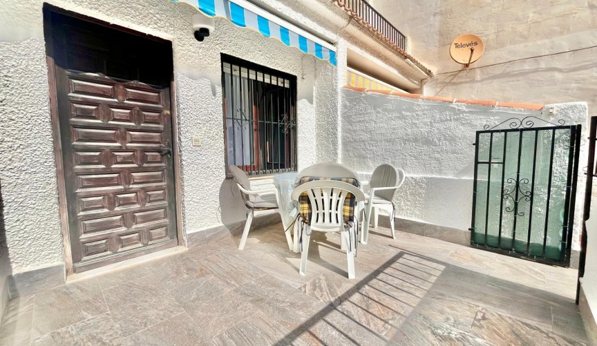 Återförsäljning - Apartment -
Torrevieja - Playa de los Locos