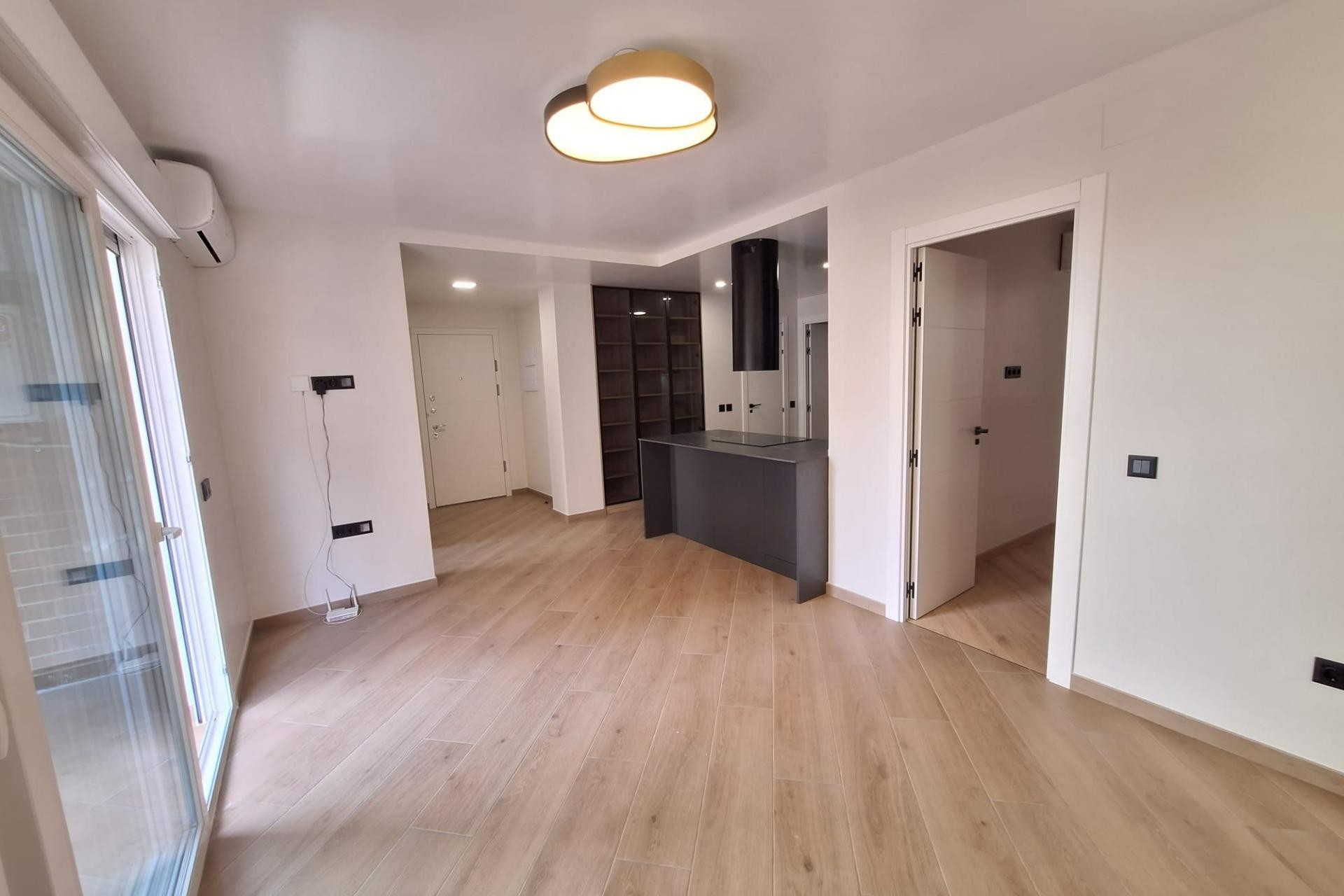 Återförsäljning - Apartment -
Torrevieja - Playa de los Locos