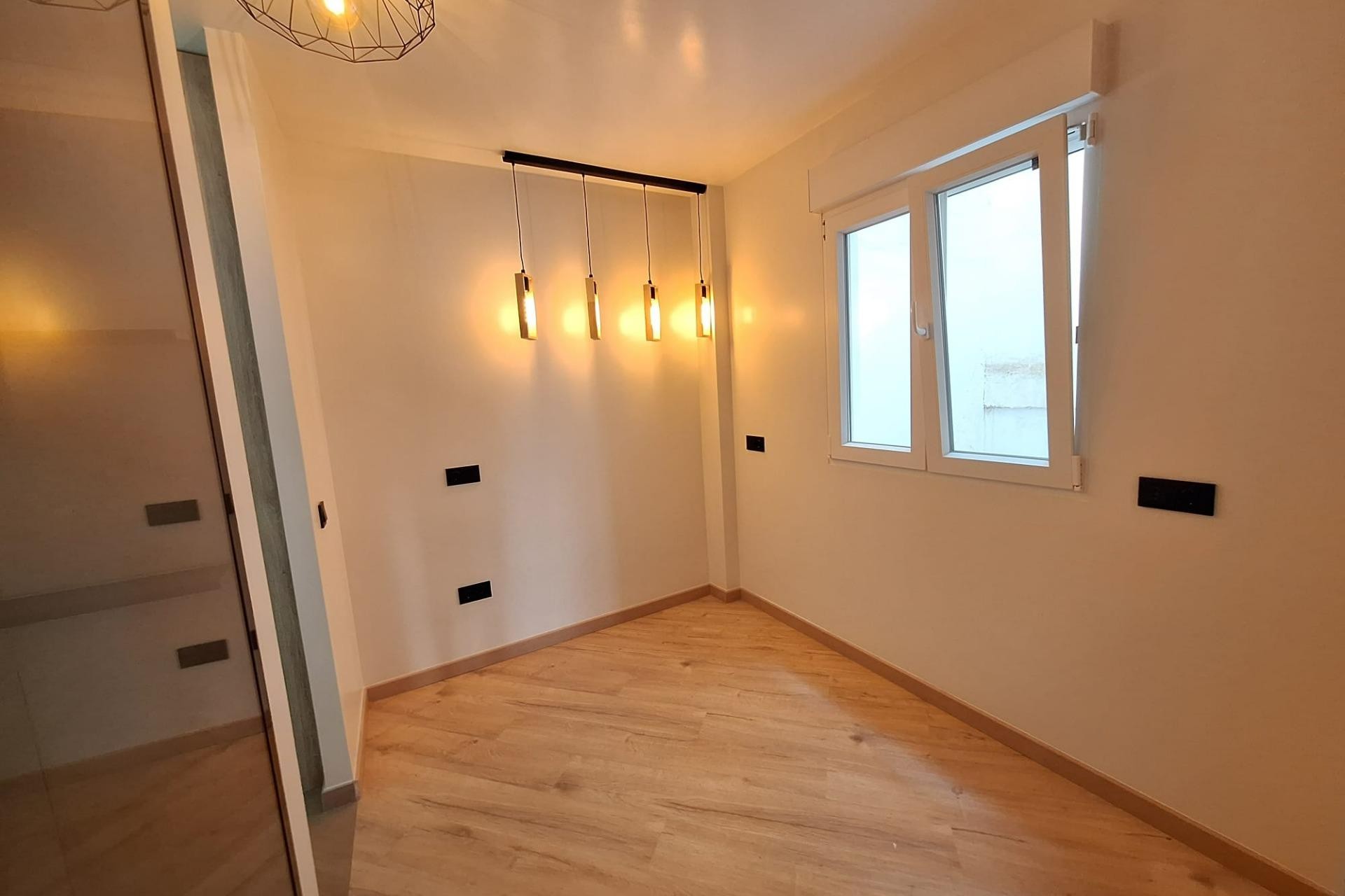 Återförsäljning - Apartment -
Torrevieja - Playa de los Locos