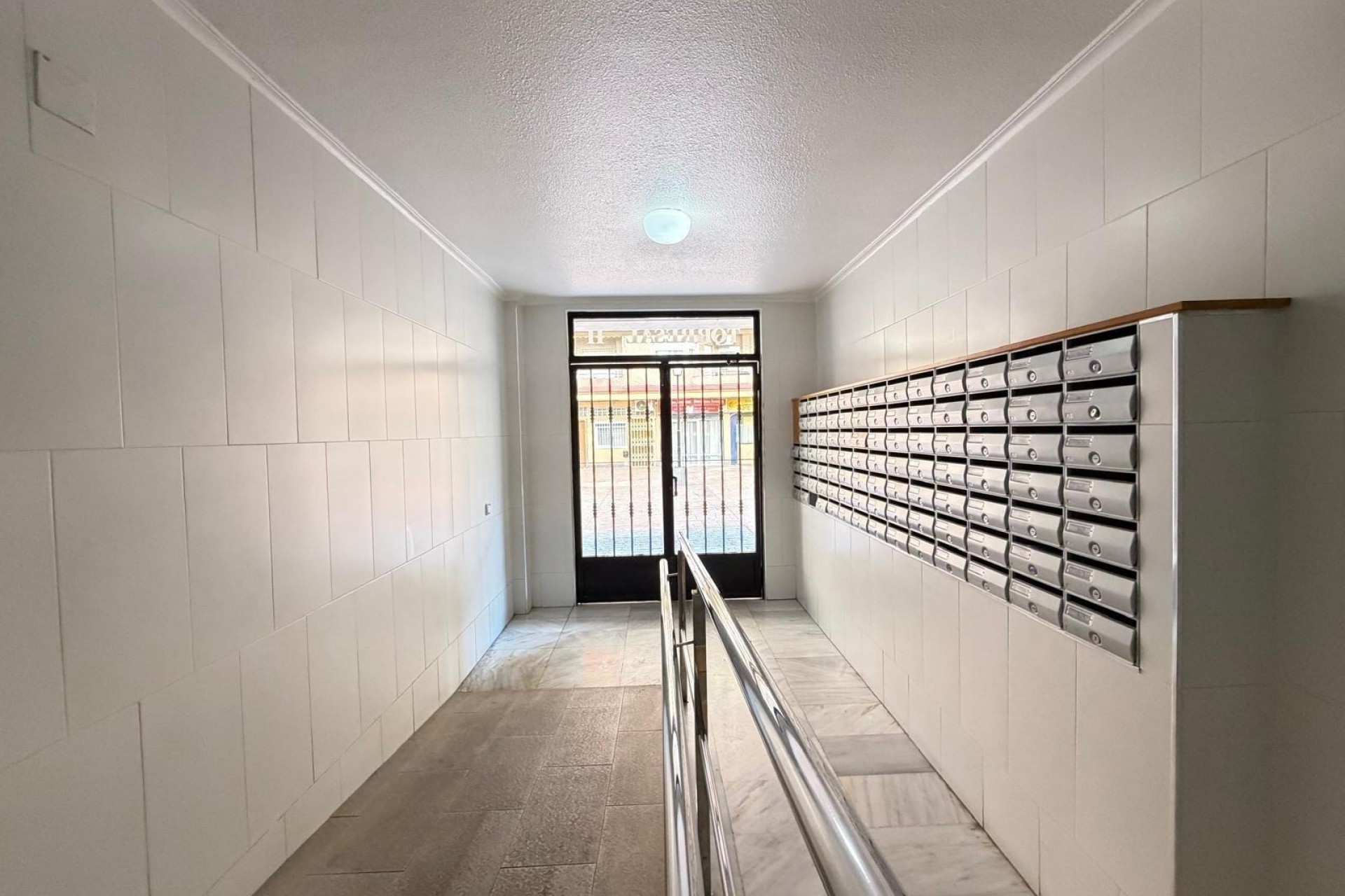 Återförsäljning - Apartment -
Torrevieja - Playa de los Locos