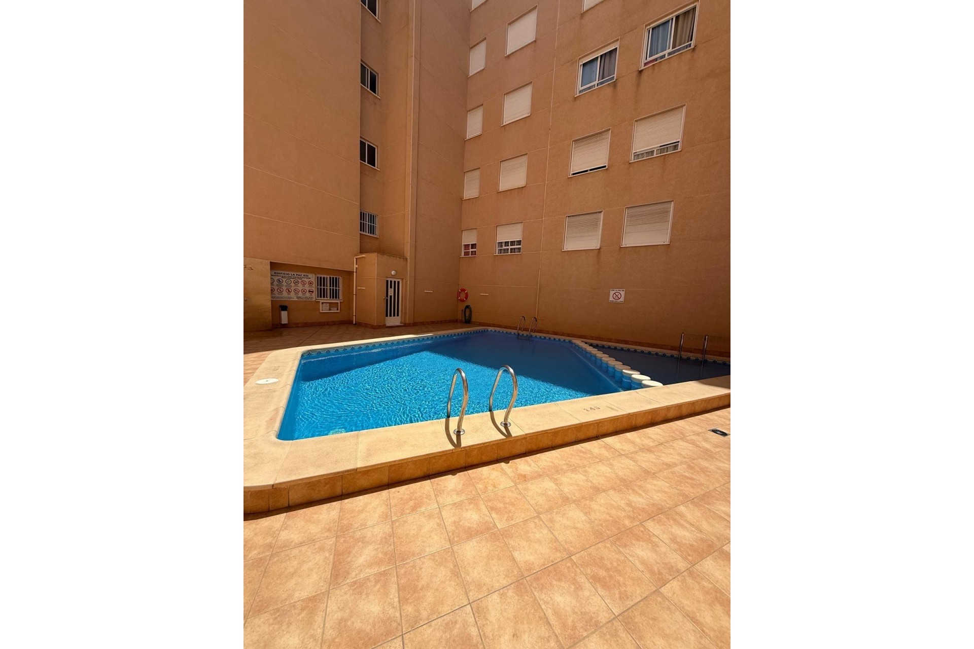 Återförsäljning - Apartment -
Torrevieja - Playa de los Locos