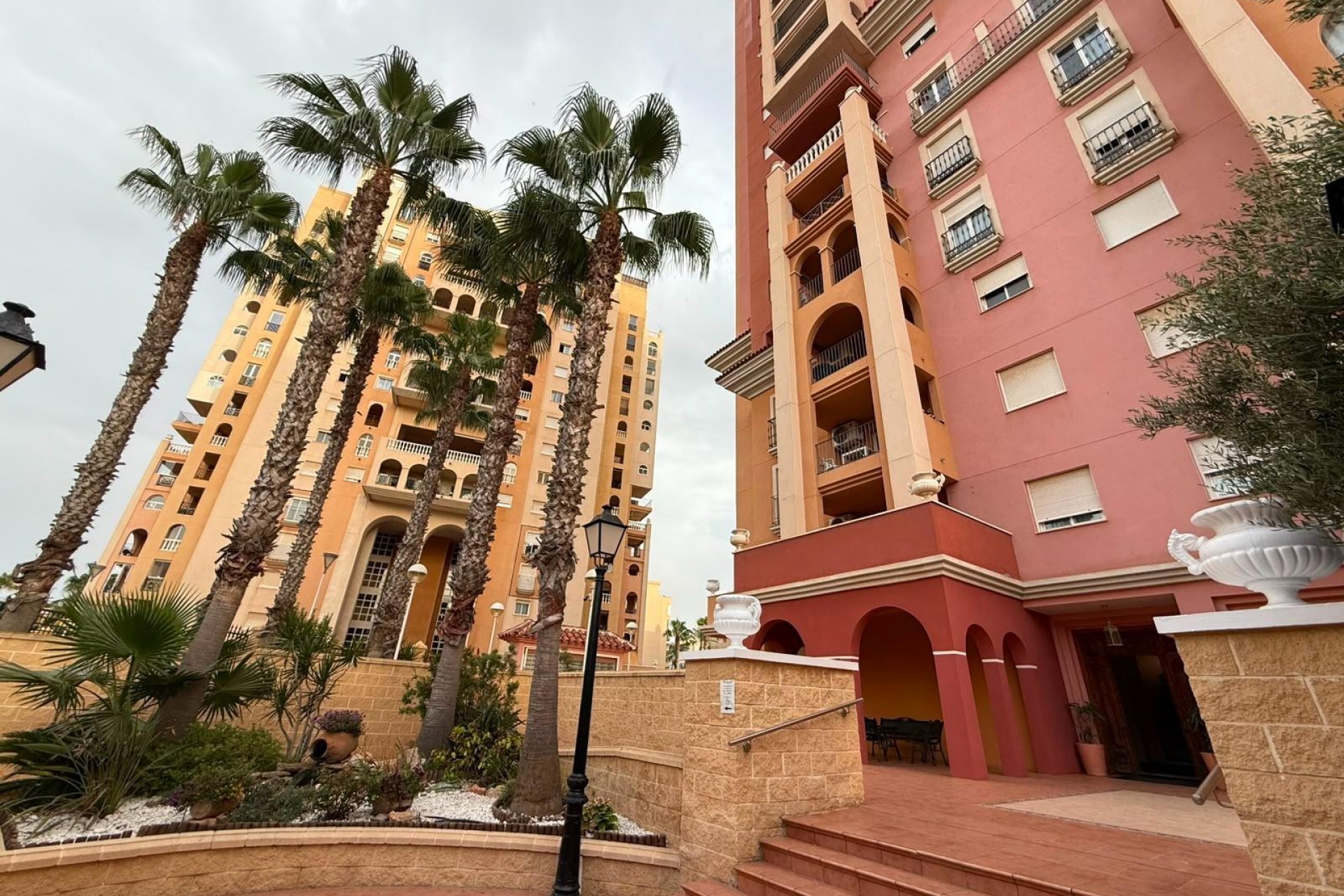 Återförsäljning - Apartment -
Torrevieja - Playa de los Locos