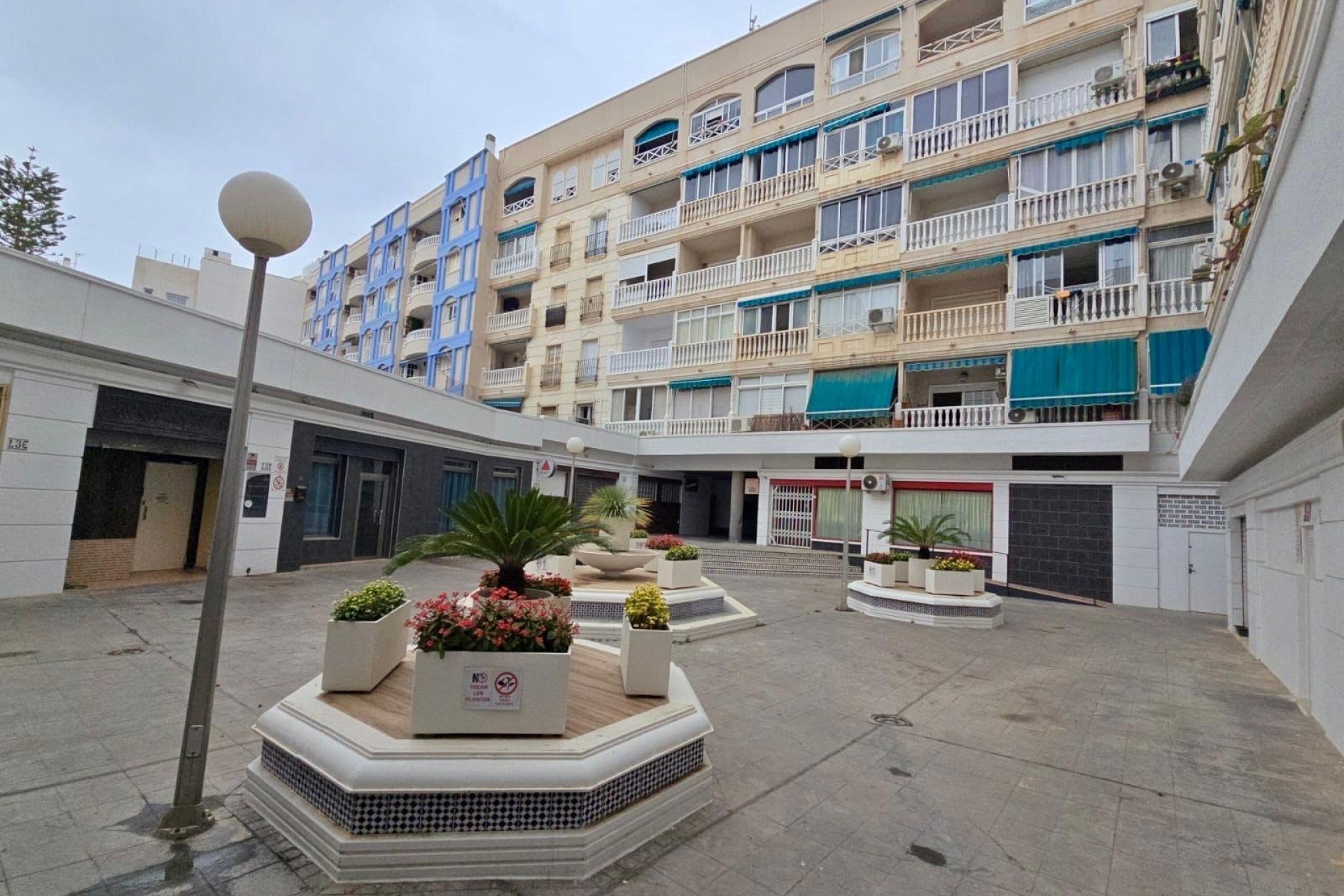 Återförsäljning - Apartment -
Torrevieja - Playa de los Locos