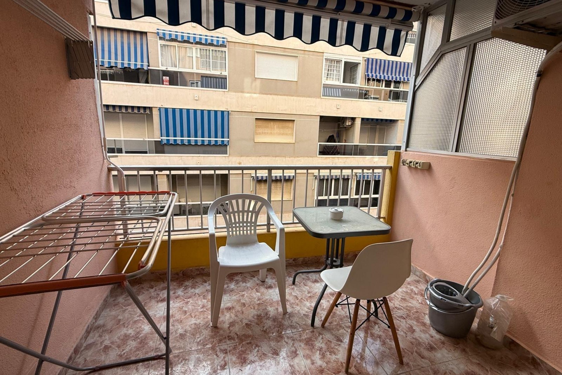 Återförsäljning - Apartment -
Torrevieja - Playa de los Locos