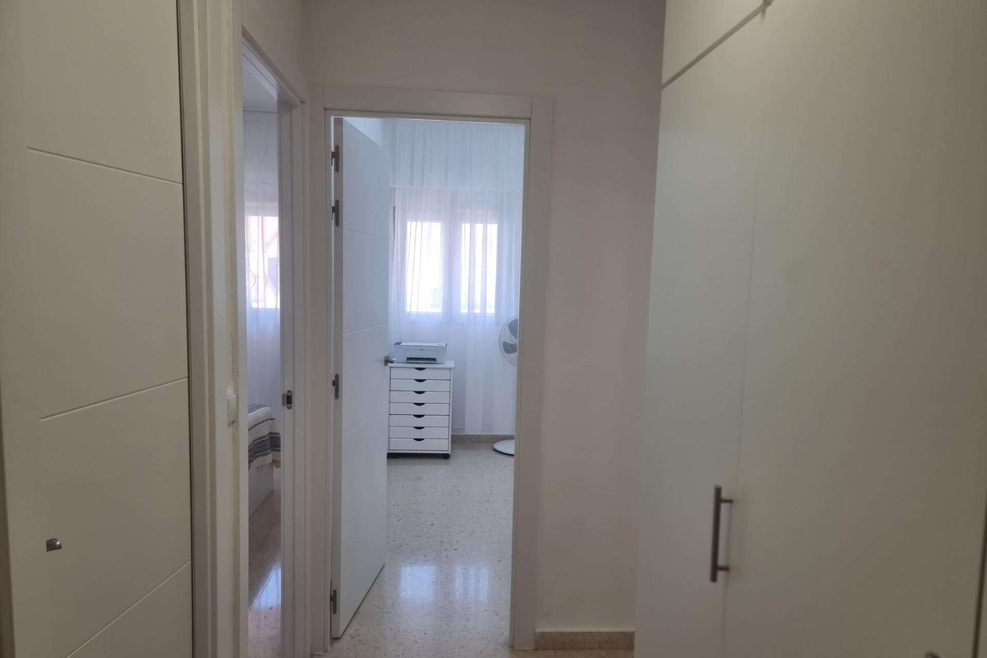 Återförsäljning - Apartment -
Torrevieja - Playa de los Locos
